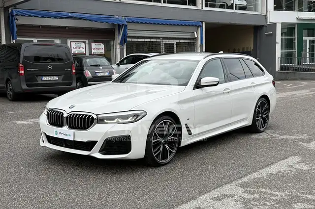 BMW 520 520d 48V xDrive Touring Msport