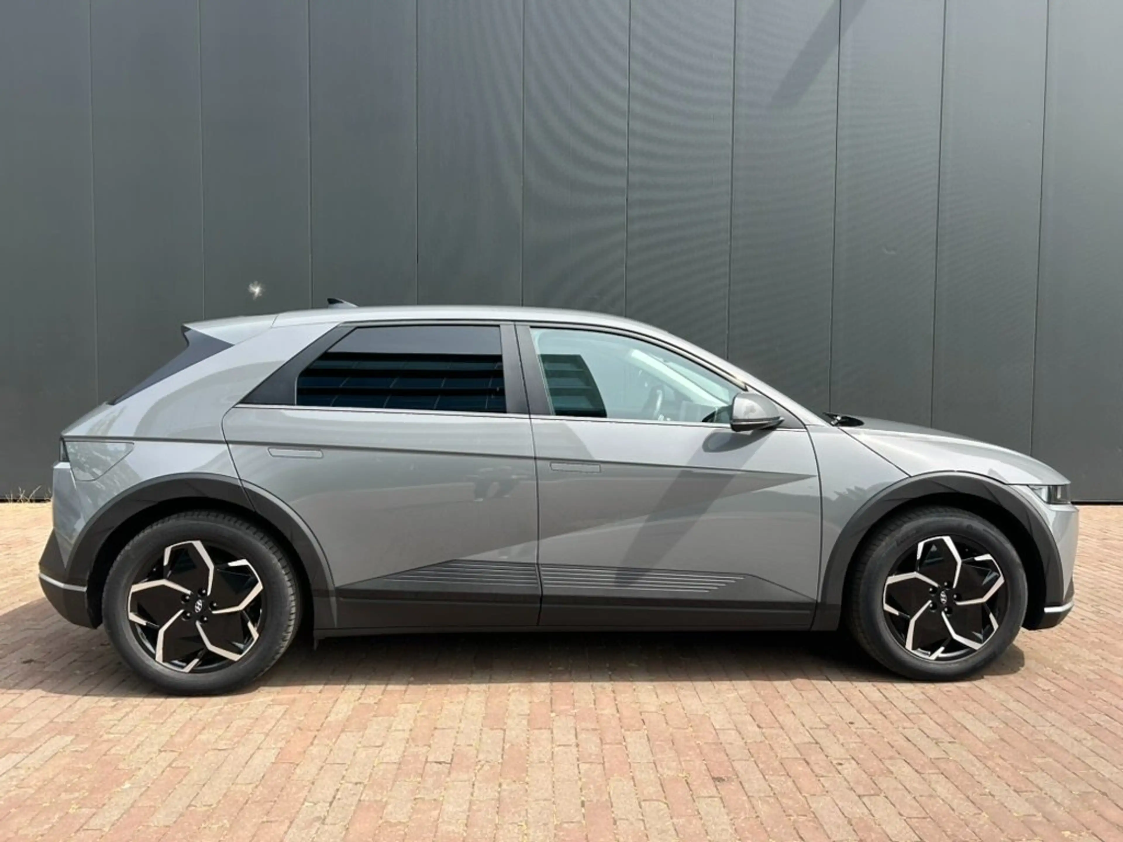Hyundai IONIQ Style 73kWh — photo 5