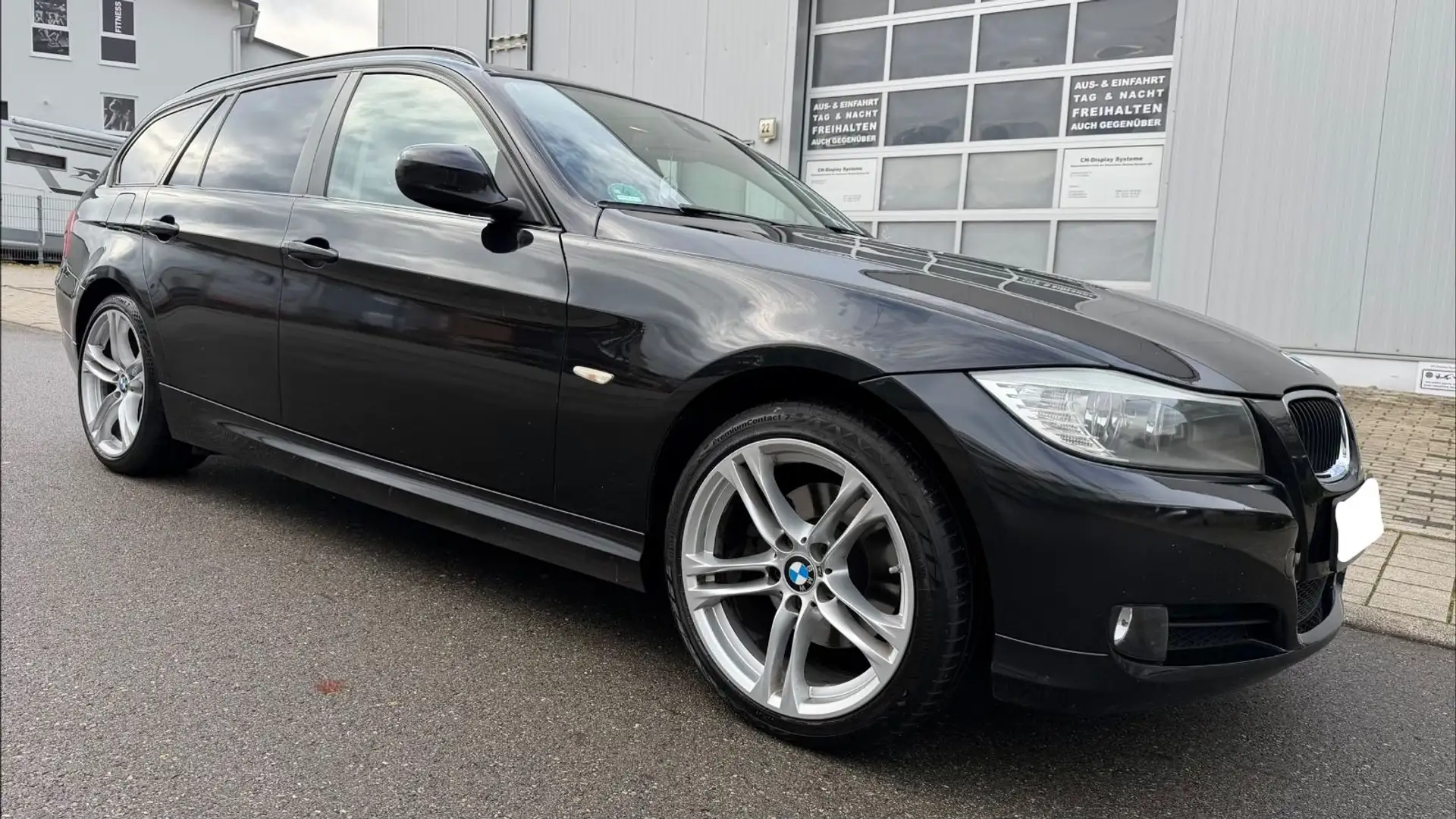 BMW 320 d 184PS LCI FACELIFT TÜV,KLIMA,NAVI,PDC,SHZ Schwarz - 2