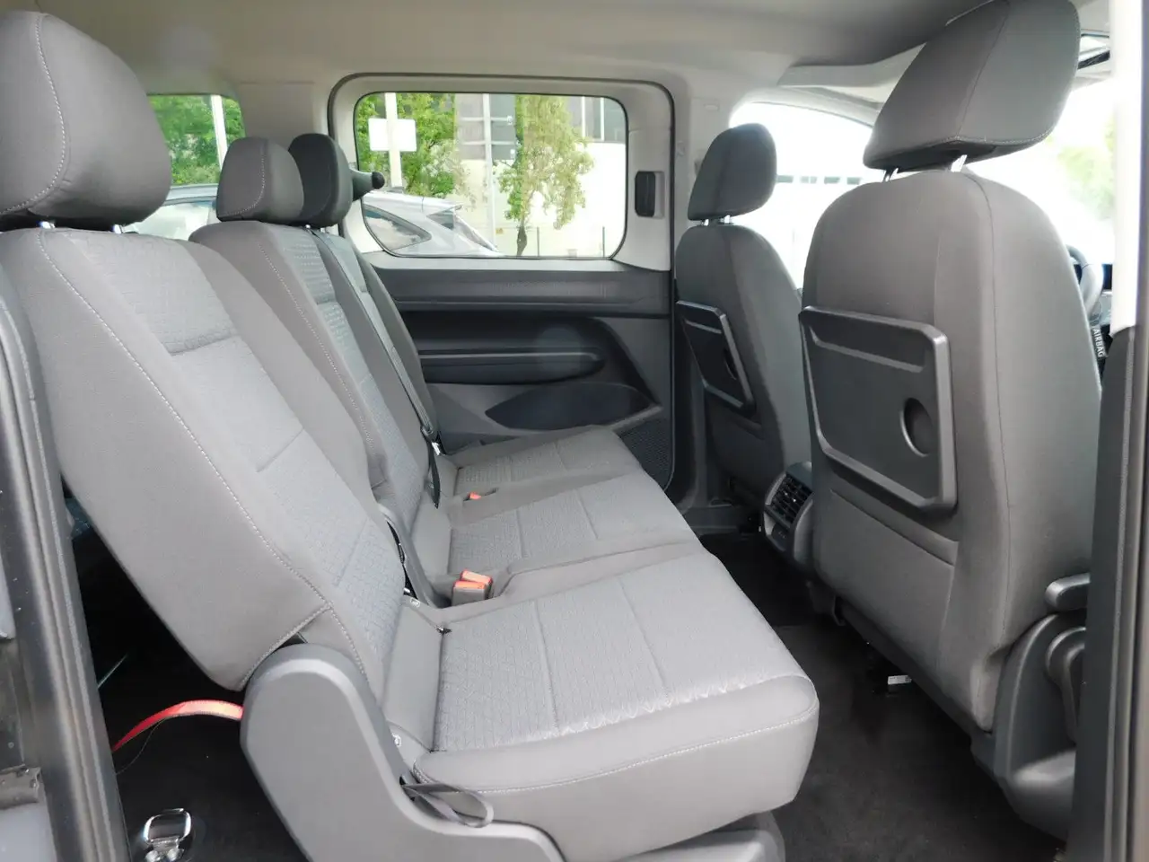 Ford Tourneo Connect Grand Tourneo Titanium L2 Autom. 7 Sitze/5J.Gara 14