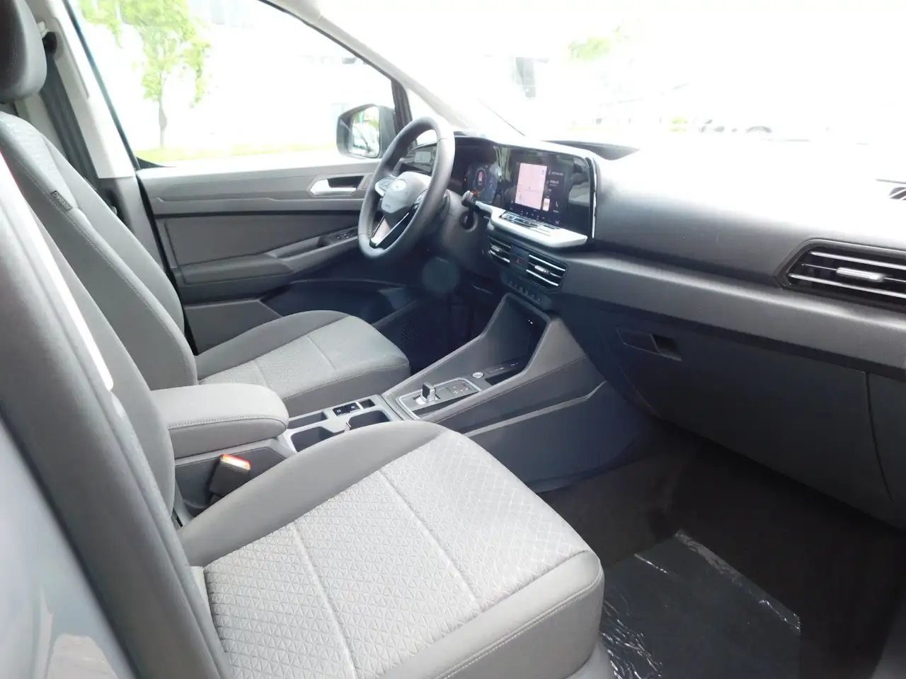 Ford Tourneo Connect Grand Tourneo Titanium L2 Autom. 7 Sitze/5J.Gara 15