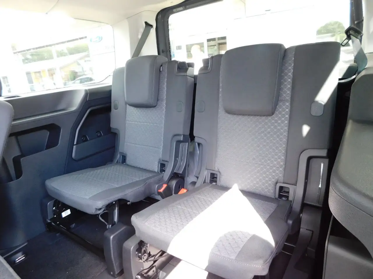 Ford Tourneo Connect Grand Tourneo Titanium L2 Autom. 7 Sitze/5J.Gara 11