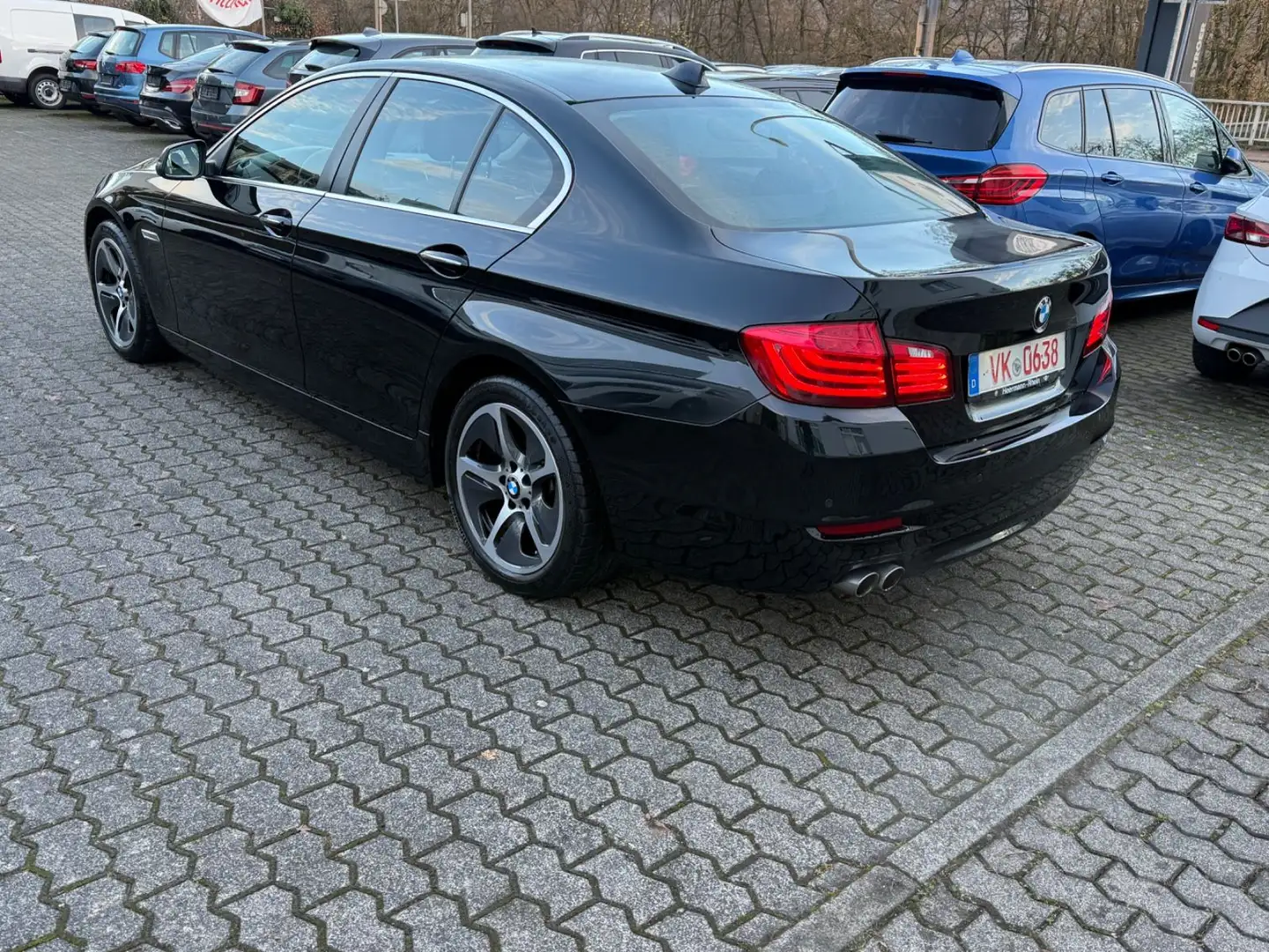 BMW 530 d Limousine Lci Automatik LED Noir - 2
