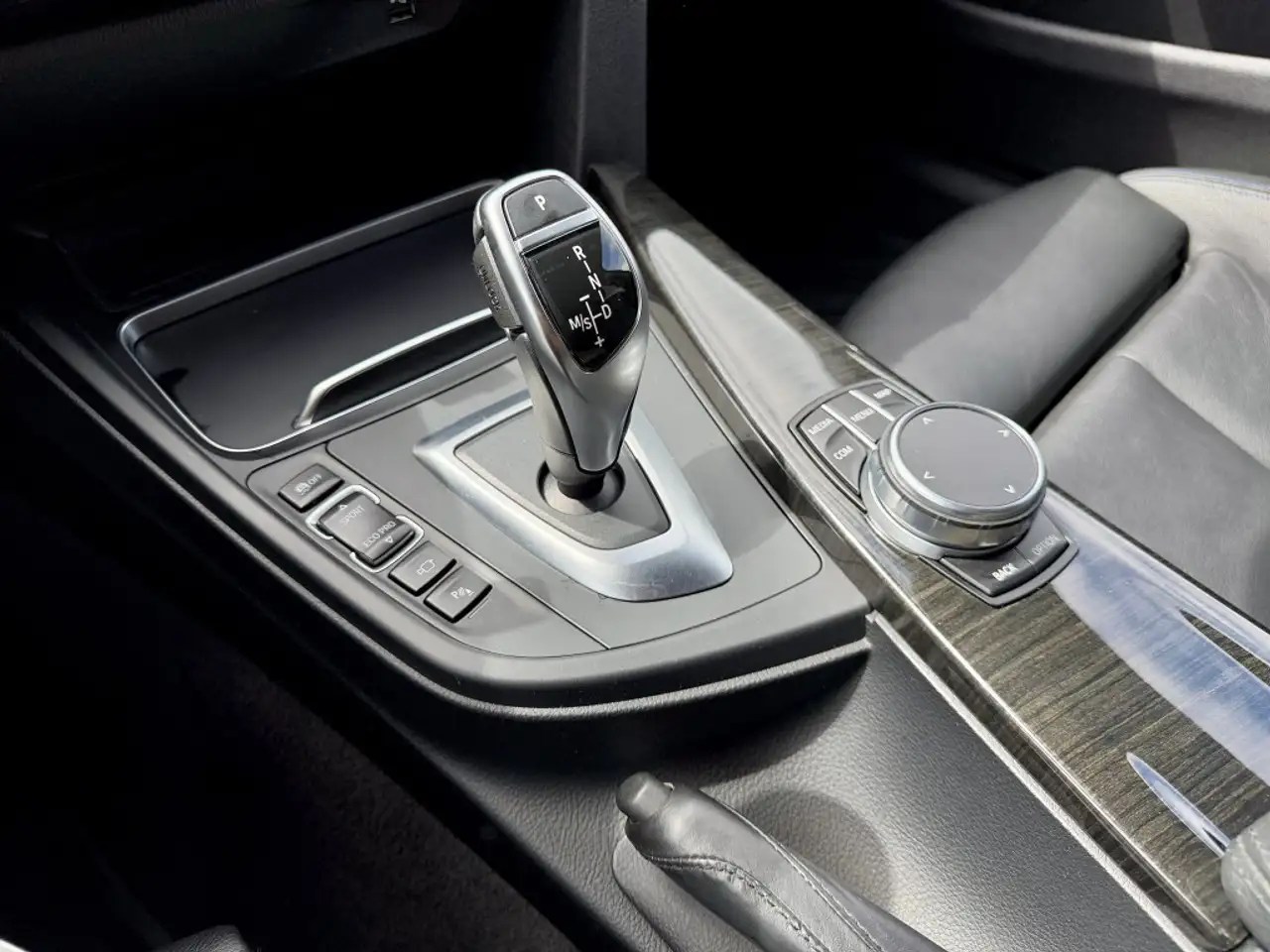 BMW 4 Series photo BMW 4 Series