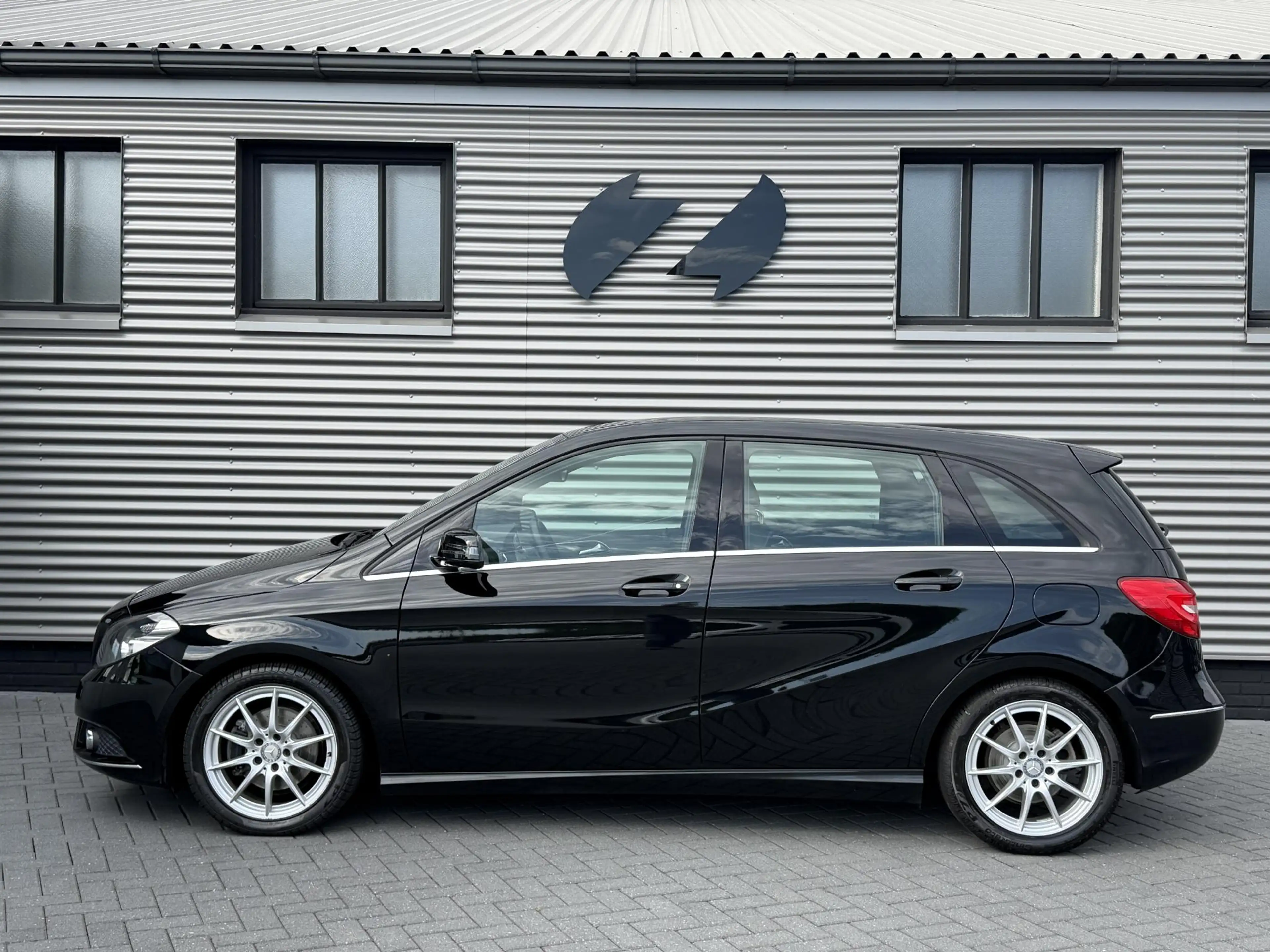 Mercedes-Benz B 180 Ambition|Trekhaak|Stoelverwarming| — photo 7