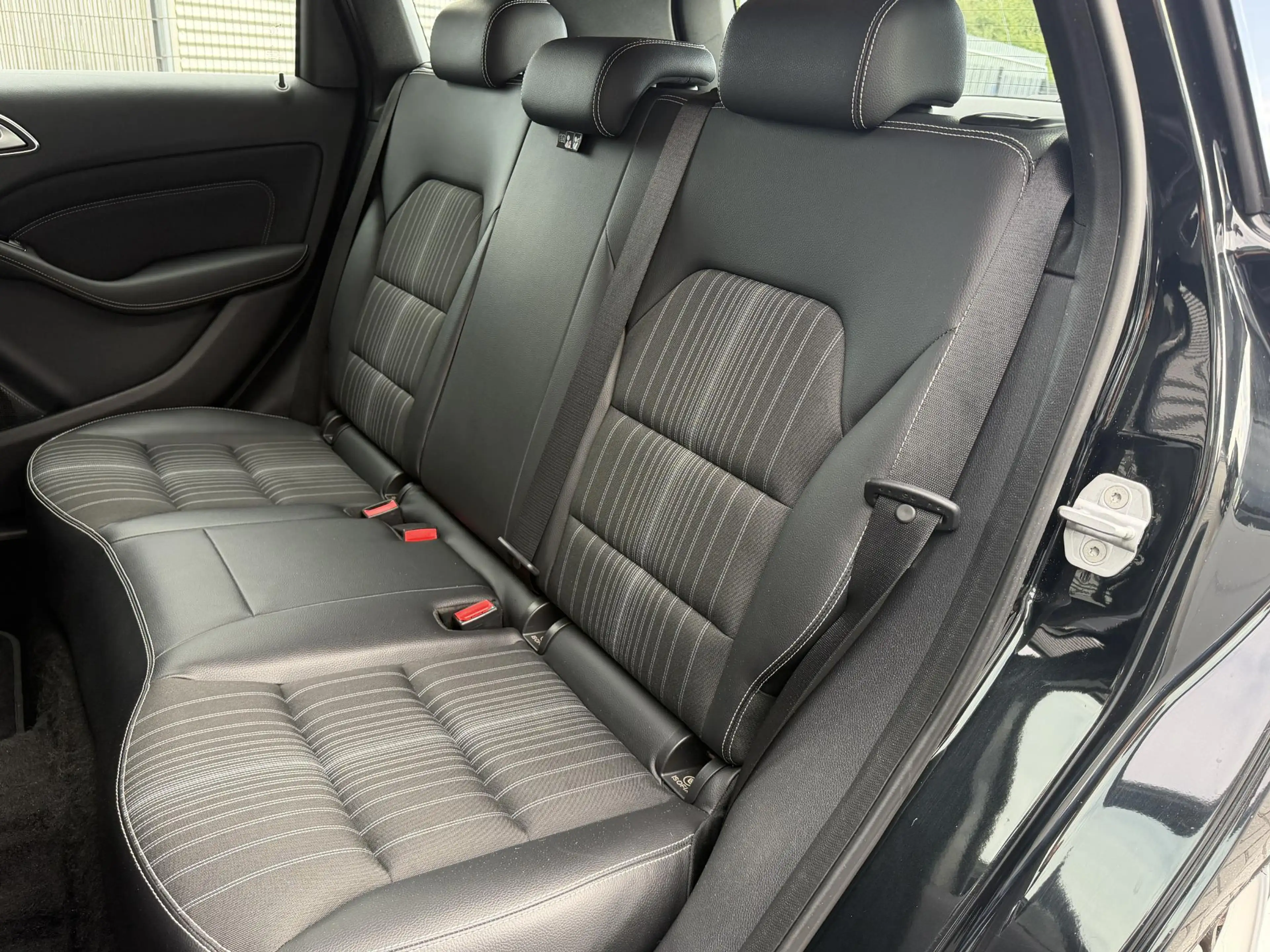 Mercedes-Benz B 180 Ambition|Trekhaak|Stoelverwarming| — photo 6
