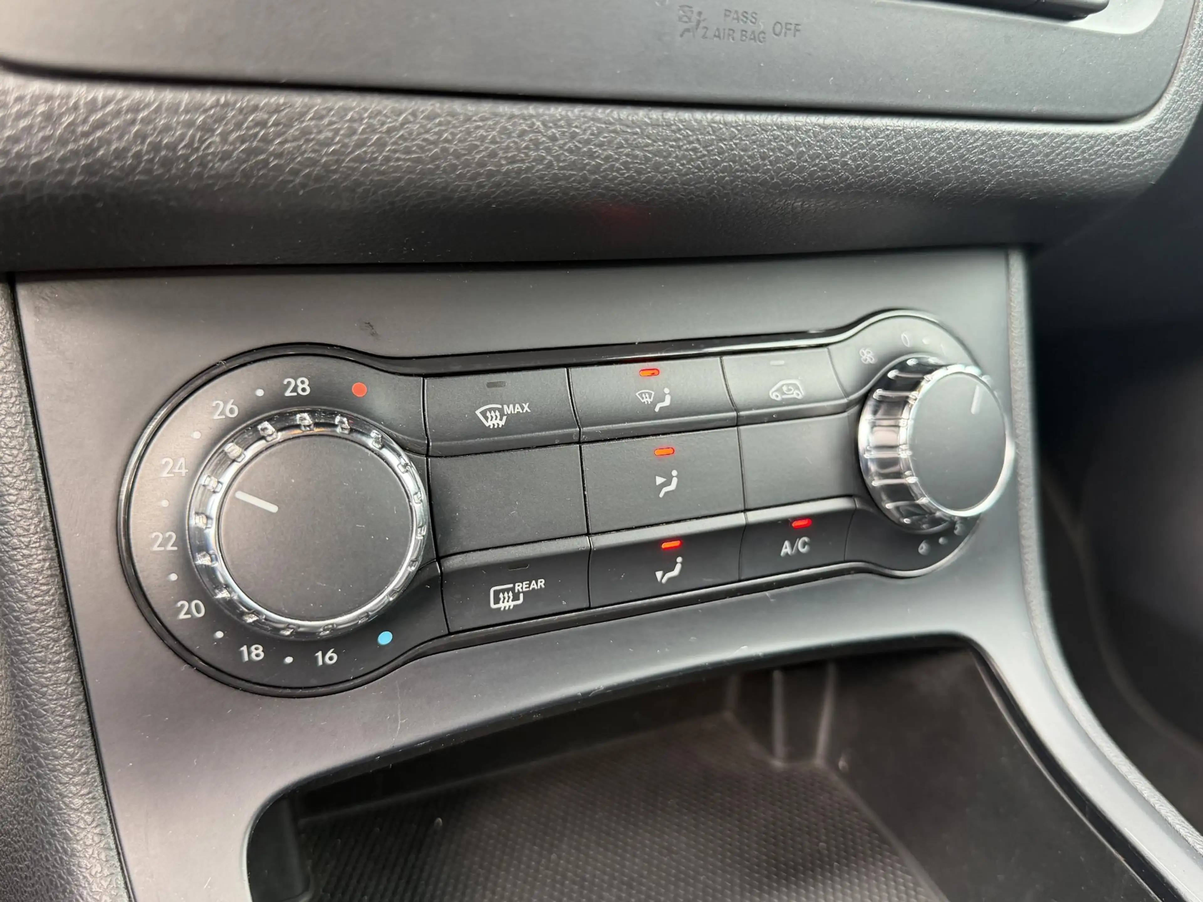 Mercedes-Benz B 180 Ambition|Trekhaak|Stoelverwarming| — photo 20