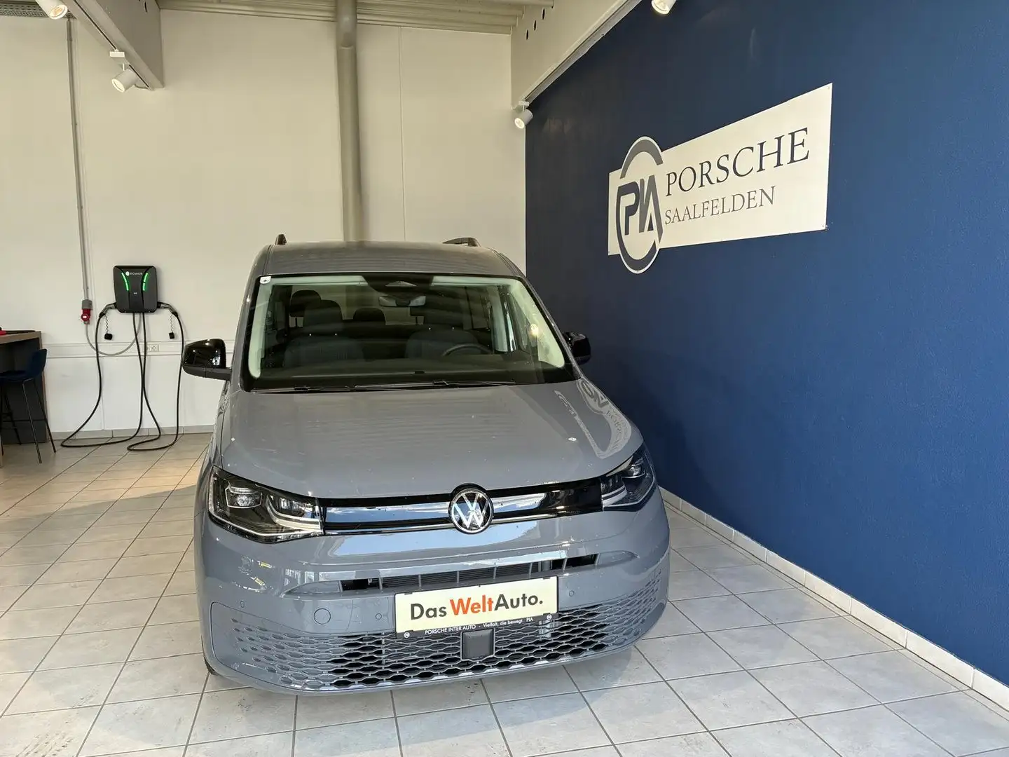 Volkswagen Caddy TSI Grau - 2