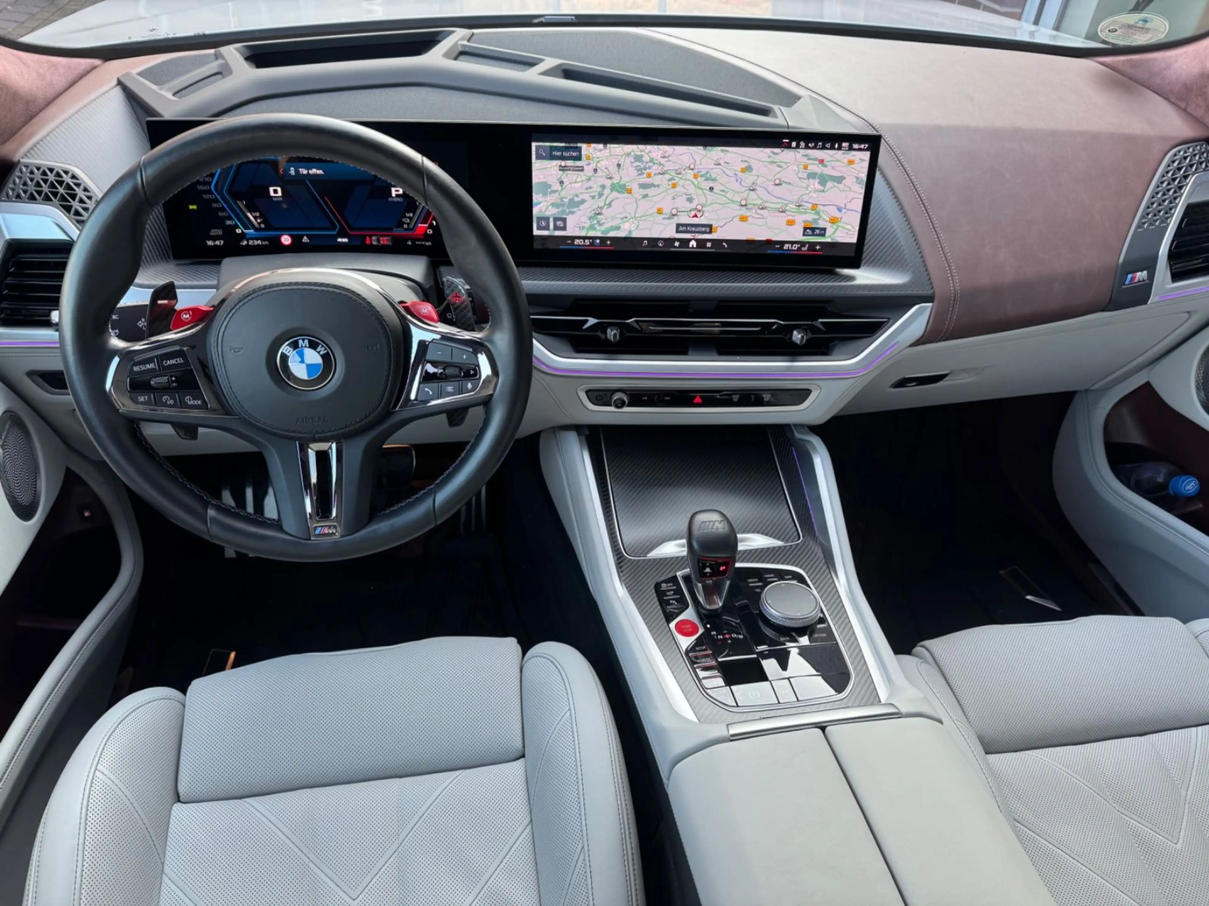 BMW XM Individual Kreide°B&W°LM23°Grantie 08.2028 — photo 11