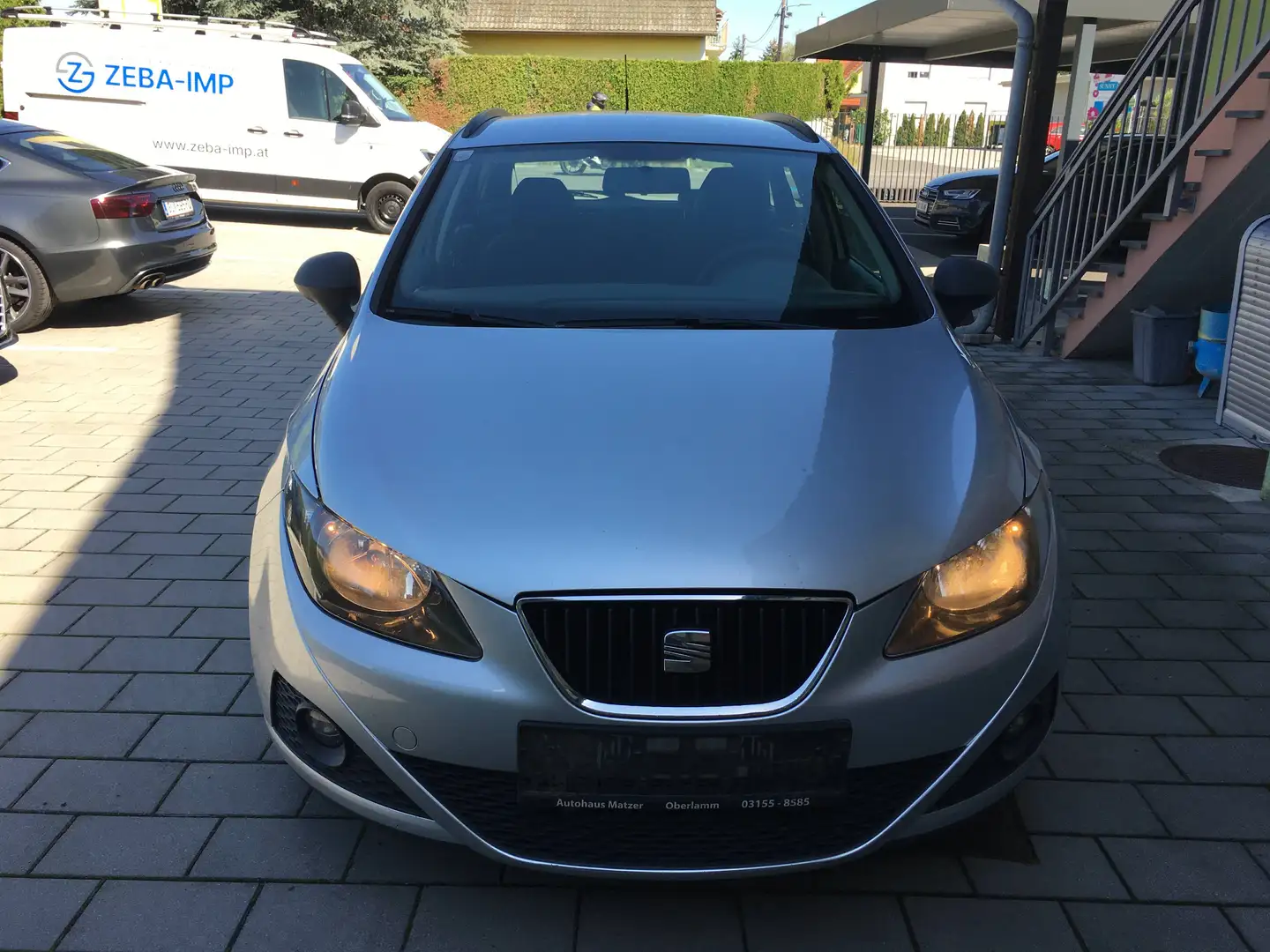 SEAT Ibiza ST Grau - 2