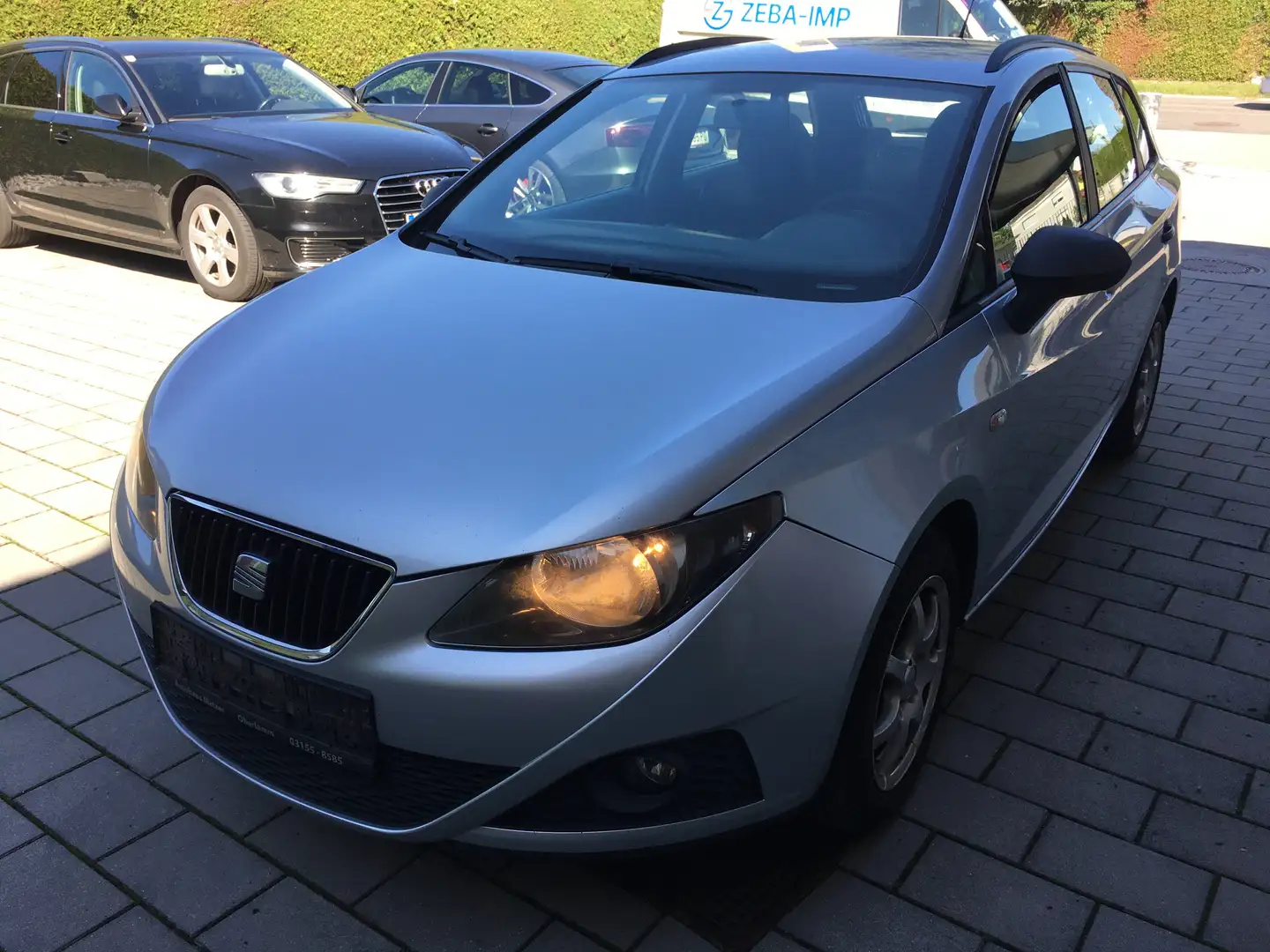 SEAT Ibiza ST Grau - 1