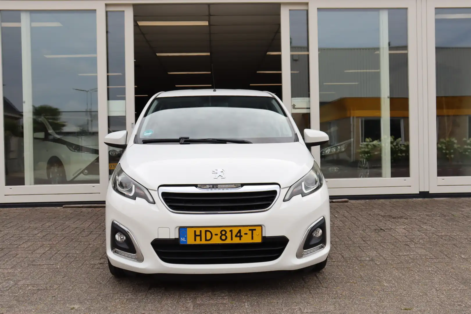 Peugeot 108 1.0 e-VTi Allure, Camera, Airco, Prijs Is Rijklaar Wit - 2