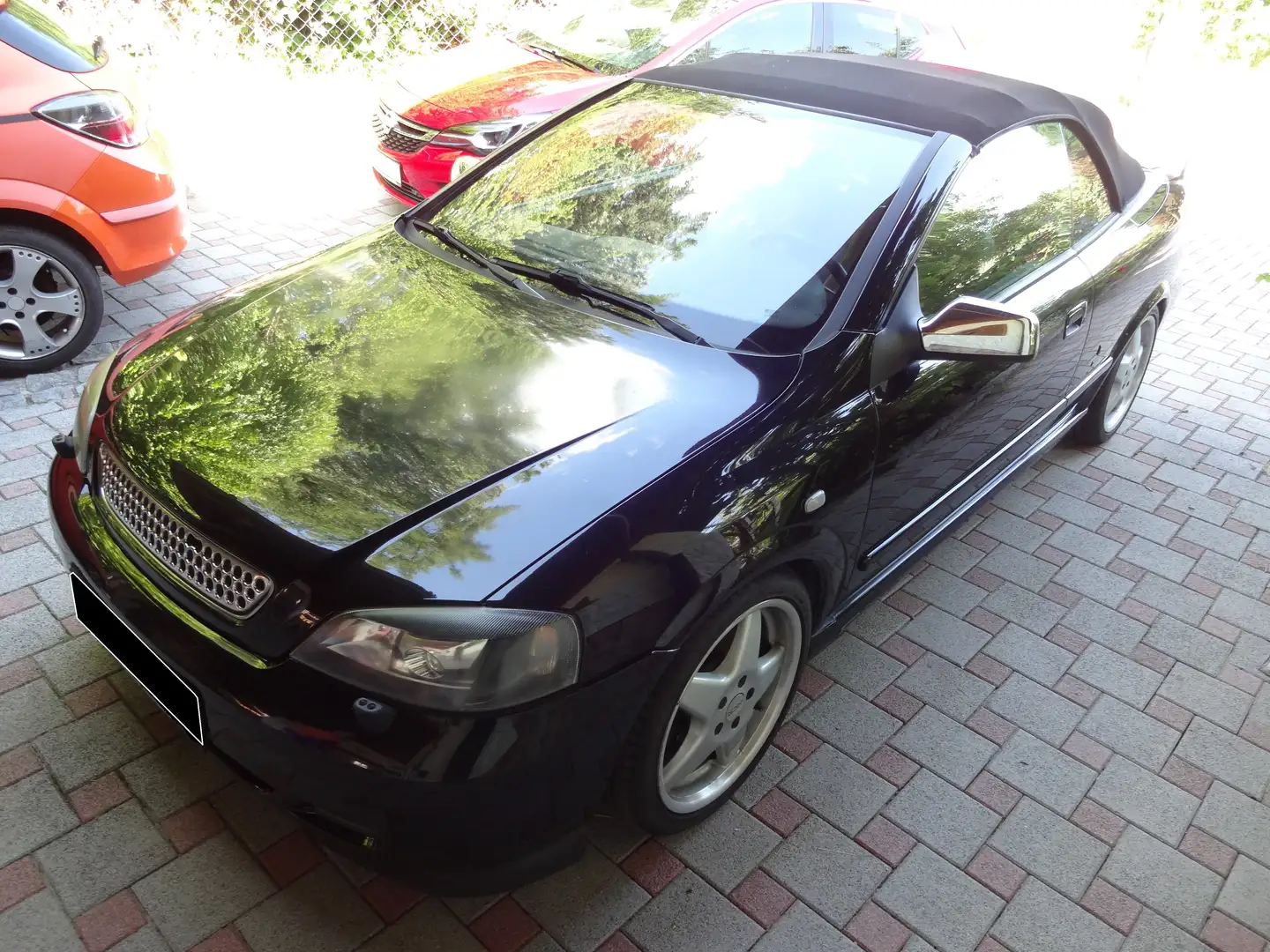 Opel Astra Astra Cabrio 2.2 16V Edition 90 Jahre Bertone Noir - 2
