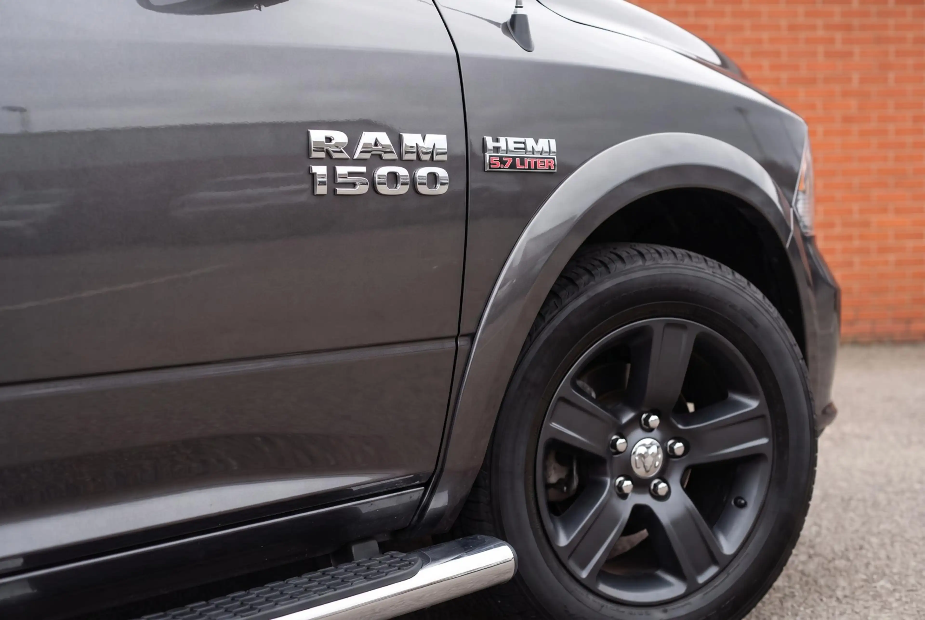 Dodge RAM 1500 5.7 V8 Sport Quad Cab 6'4 5.7 HEMI V8 | RamBo — photo 5