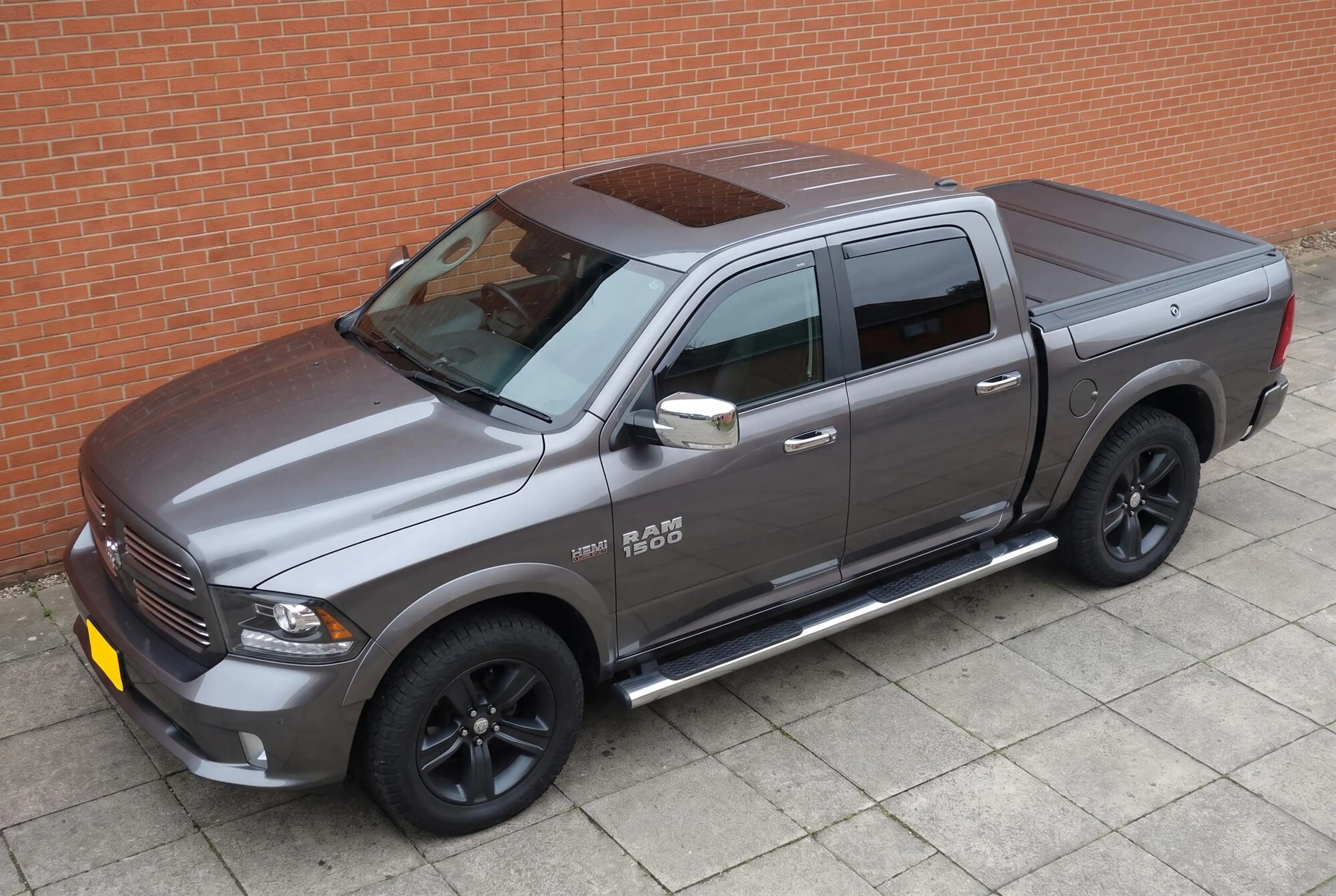 Dodge RAM 1500 5.7 V8 Sport Quad Cab 6'4 5.7 HEMI V8 | RamBo — photo 3