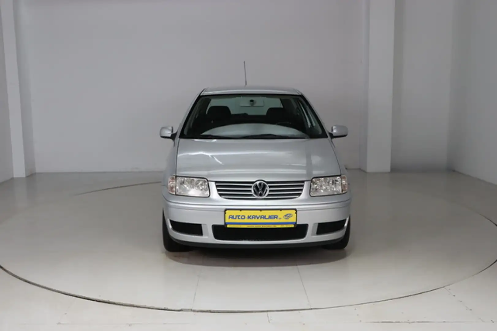 Volkswagen Polo 1.4 Edition Klima * HU/AU 06.26 Zilver - 2