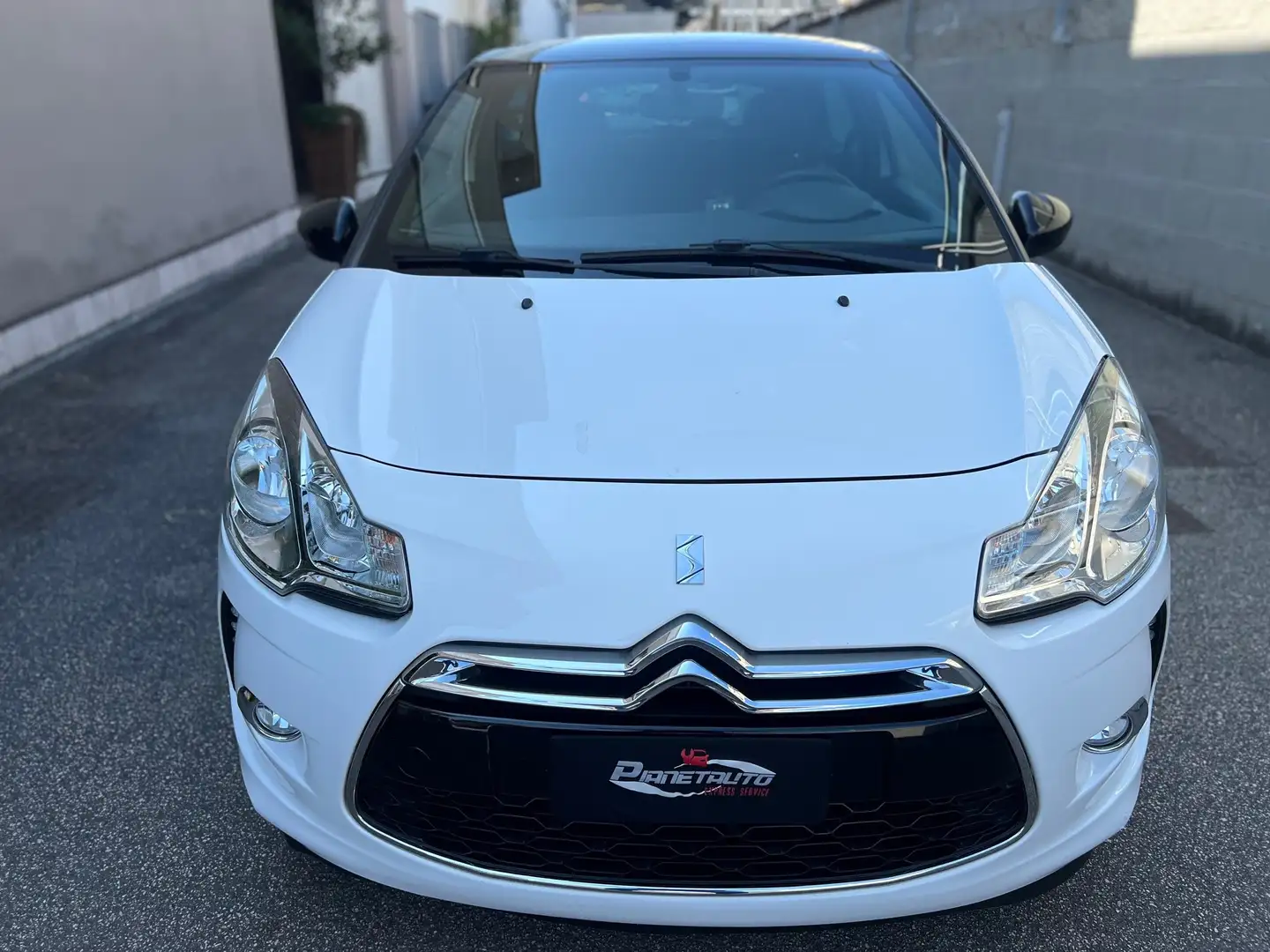 Citroen DS3 1.4 hdi So Chic 70cv OK NEOPAT. PDC/CLIMA/TEL. Wit - 2
