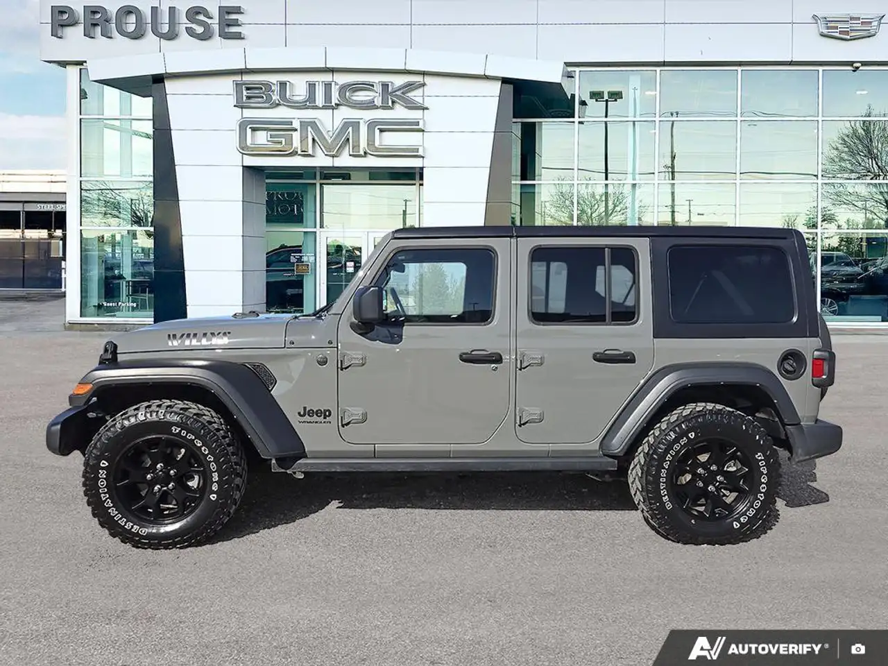 Jeep Wrangler снимка Jeep Wrangler