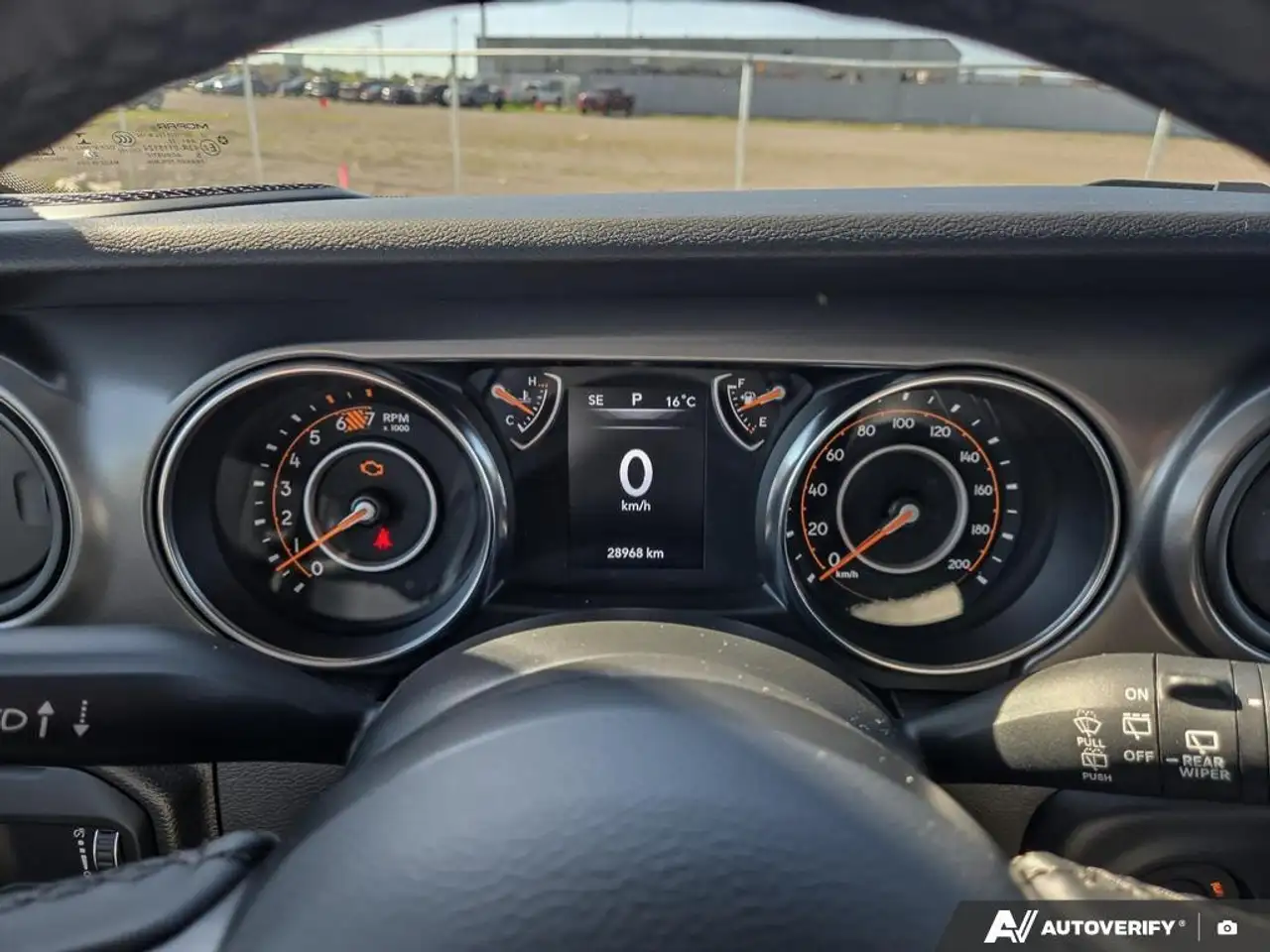 Jeep Wrangler снимка Jeep Wrangler