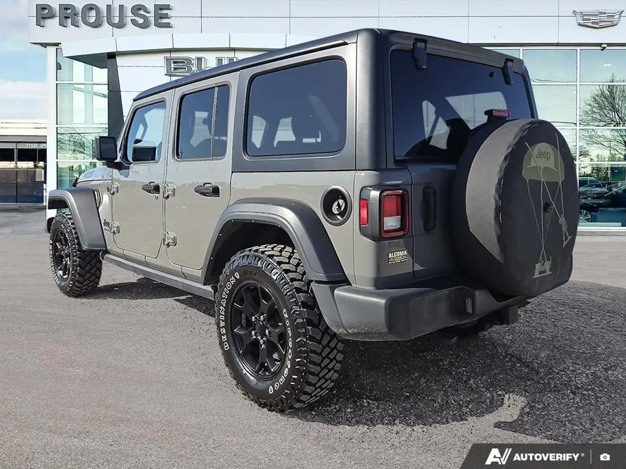 Jeep Wrangler снимка Jeep Wrangler