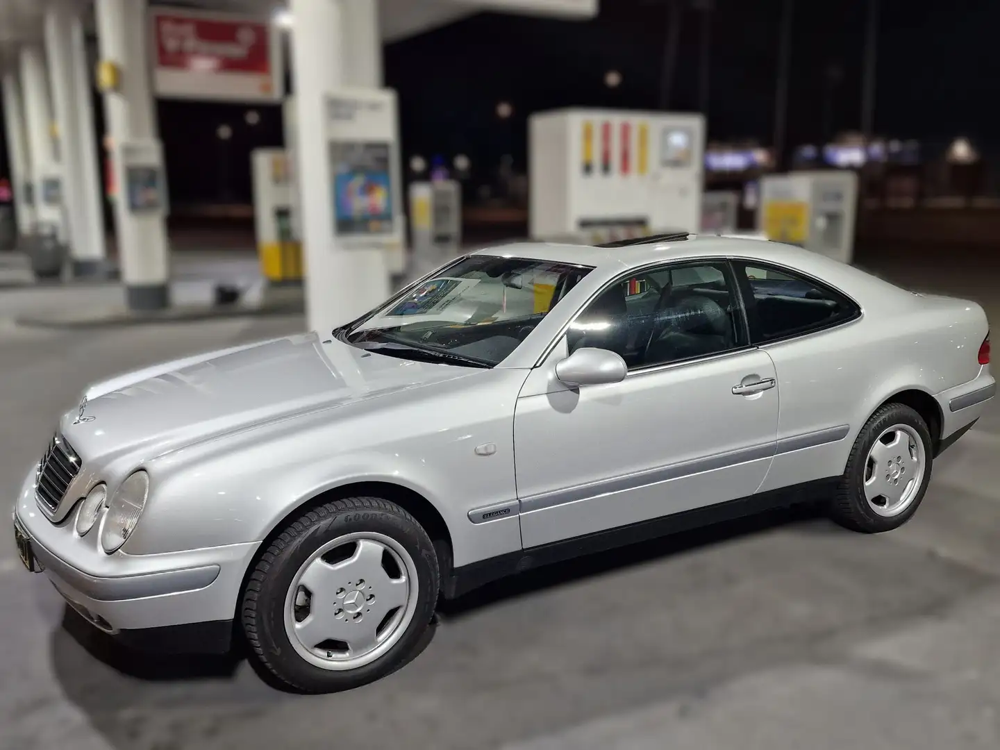 Mercedes-Benz CLK 320 CLK 320 Elegance Plateado - 2
