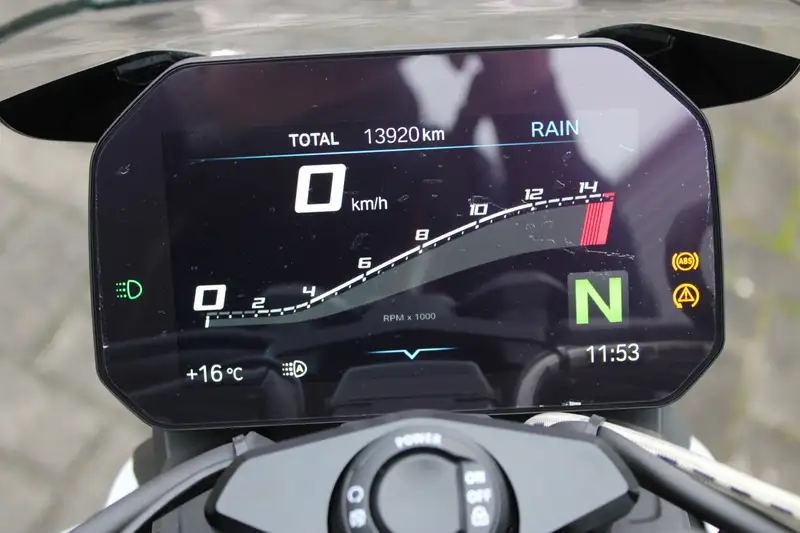 BMW M 1000 R - foto 5