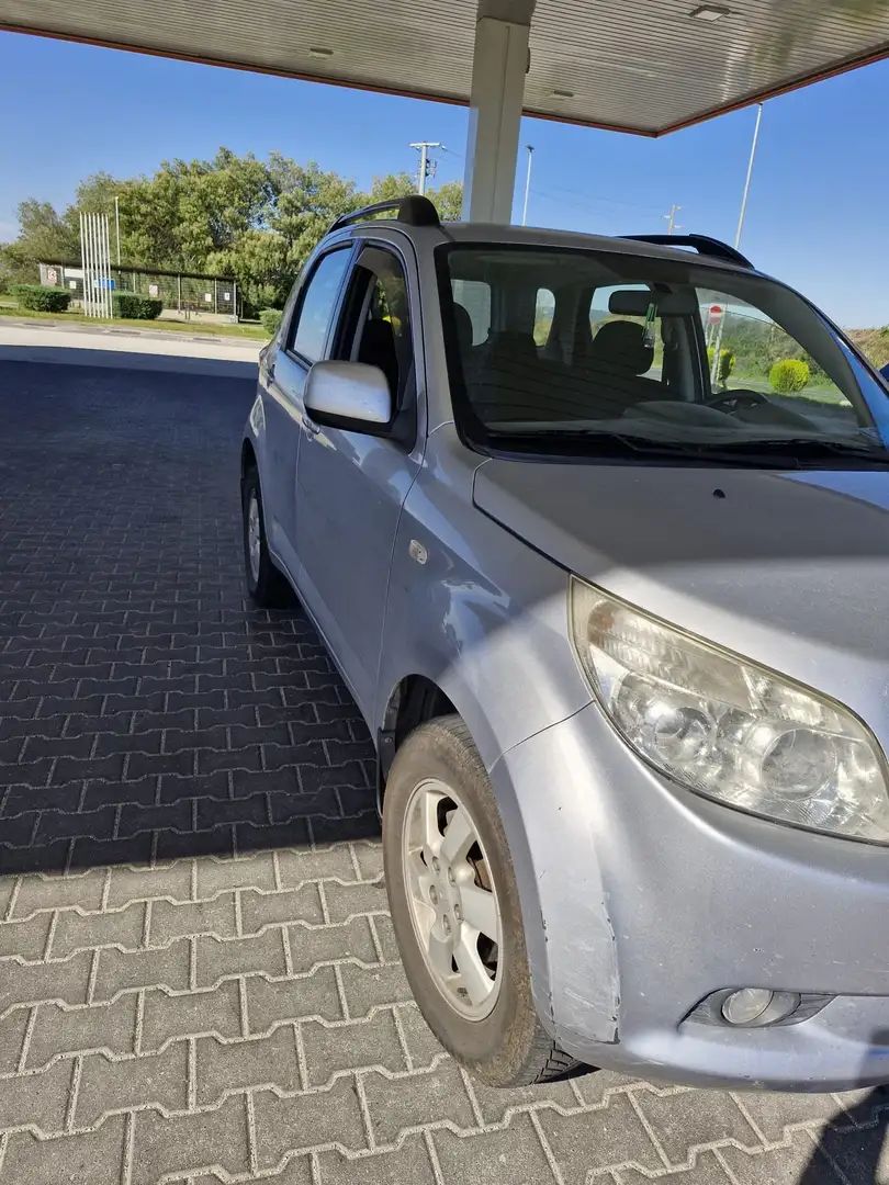 Daihatsu Terios Terios 1.5 SX greenpowered Grau - 2