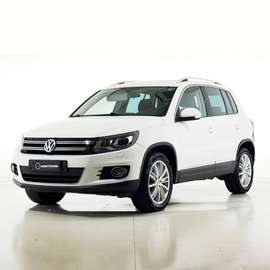 Tiguan 2.0 tdi bm Sport&Style+ 140cv ** TETTO PANORAMICO **