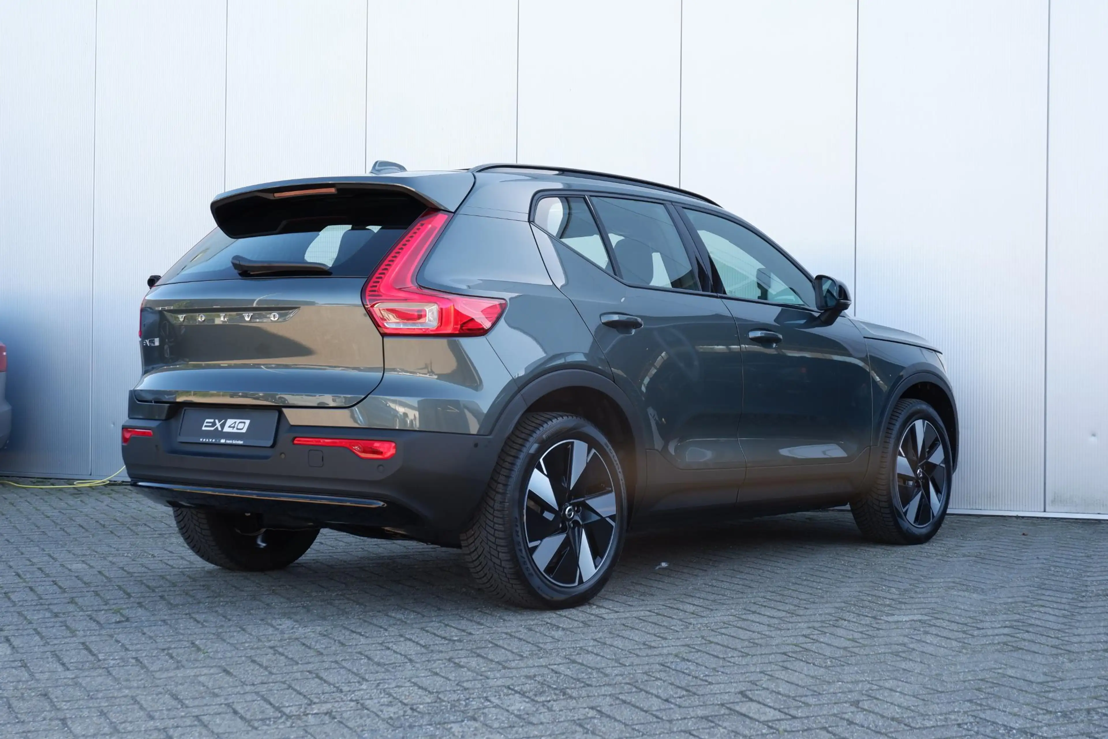 Volvo EX40 Single Motor Extended Range Ultra Europa 82 kWh | — photo 2