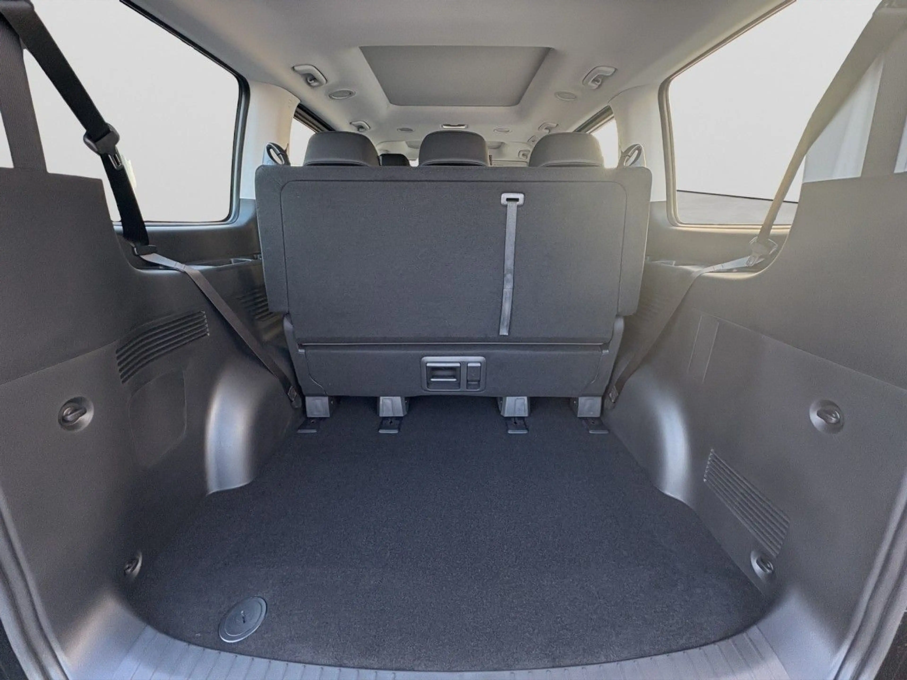 Hyundai STARIA STARIA HEV TREND + EASY-A.-PAKET+GLASDACH U.V.M! — photo 8