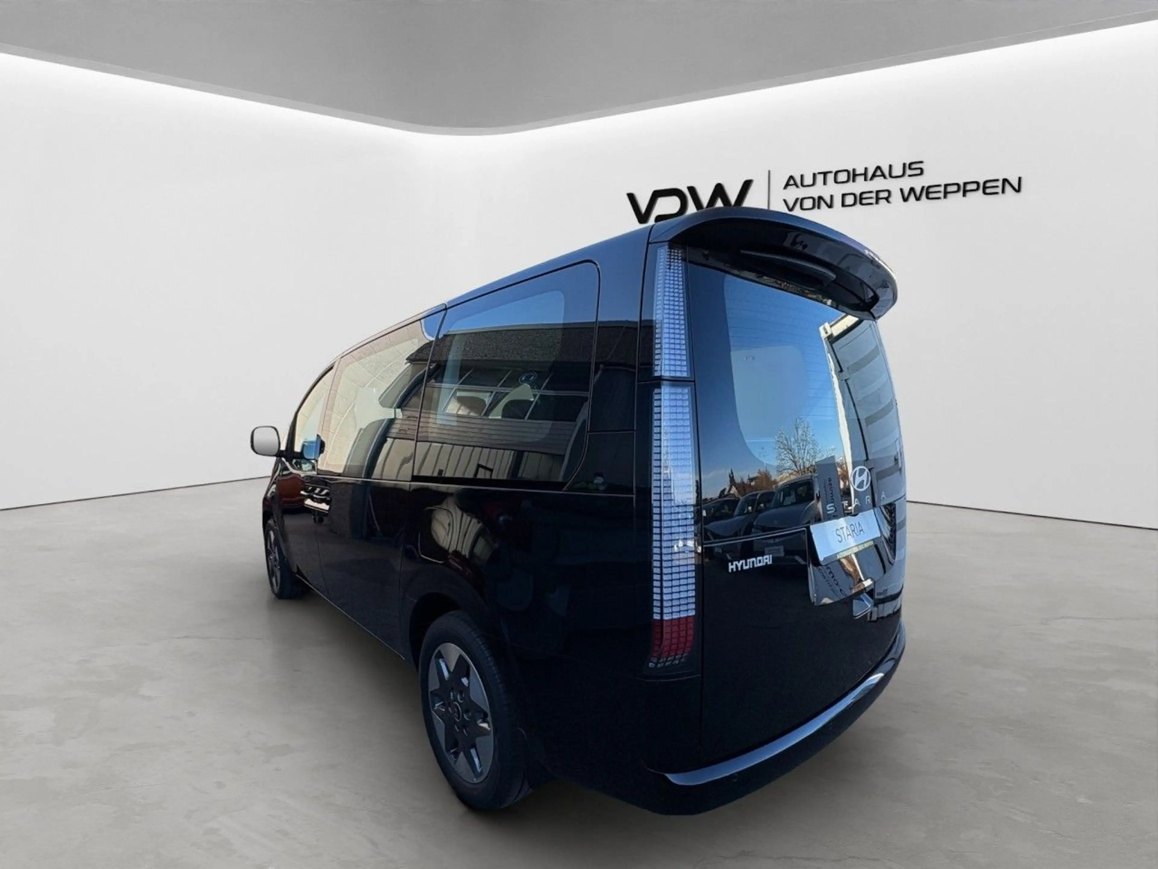 Hyundai STARIA STARIA HEV TREND + EASY-A.-PAKET+GLASDACH U.V.M! — photo 6
