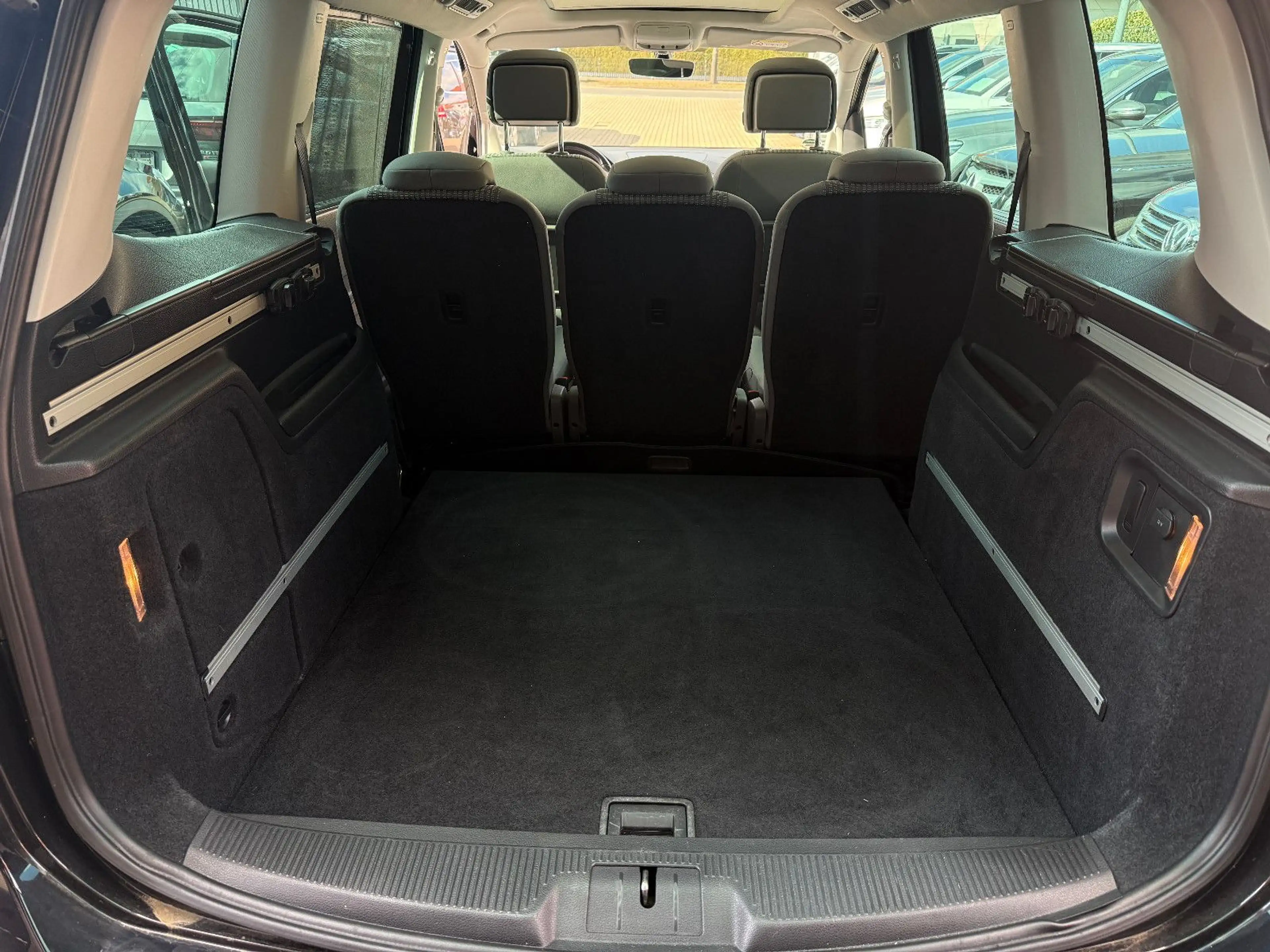 SEAT Alhambra 2.0 TDI, DSG, Kamera,TÜV & Service neu — photo 12