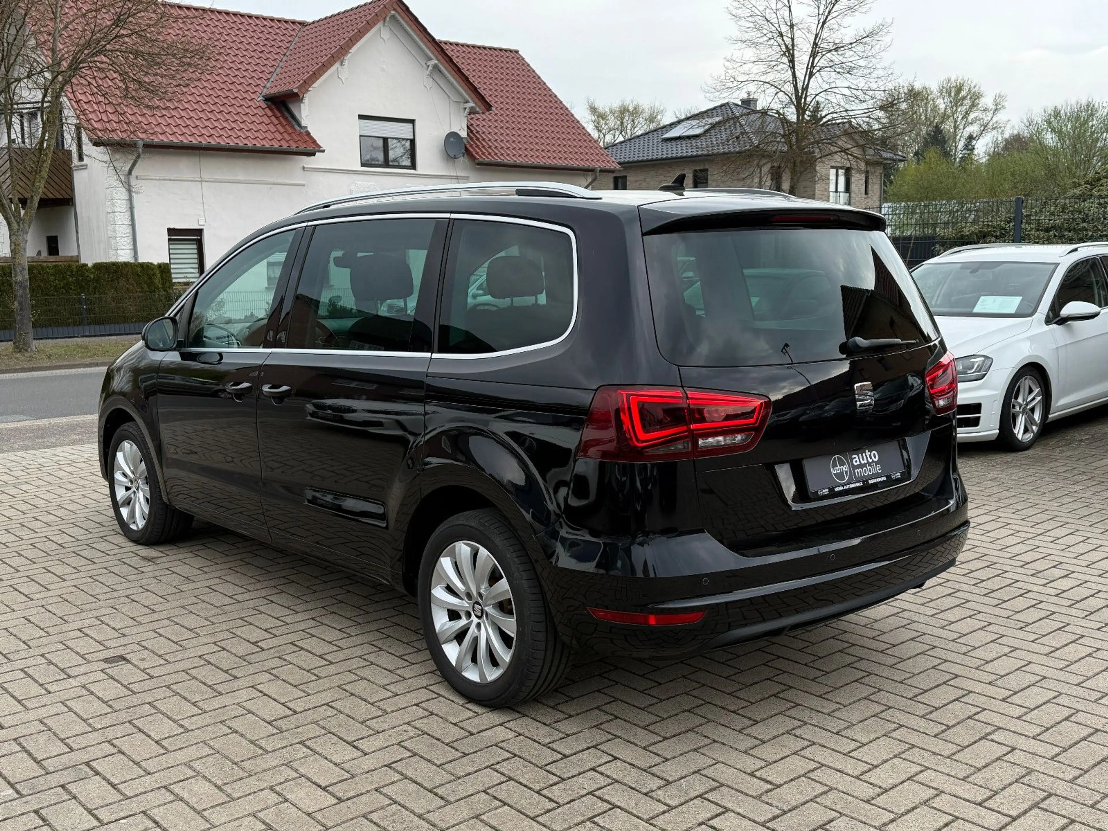 SEAT Alhambra 2.0 TDI, DSG, Kamera,TÜV & Service neu — photo 3