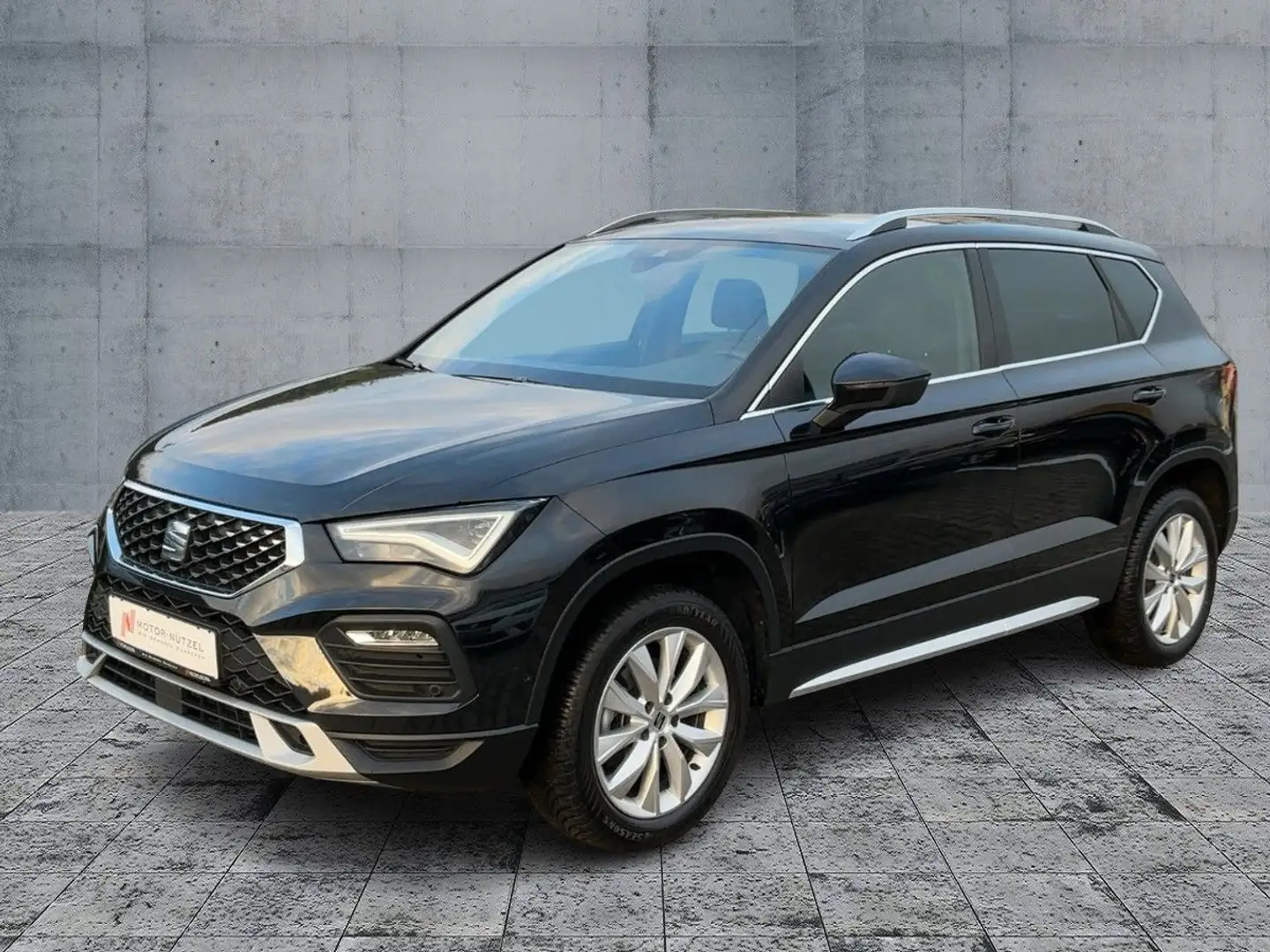 SEAT Ateca 1.5 TSI DSG X-PERIENCE LED+NAV+ACC+SHZ+RFK Schwarz - 2