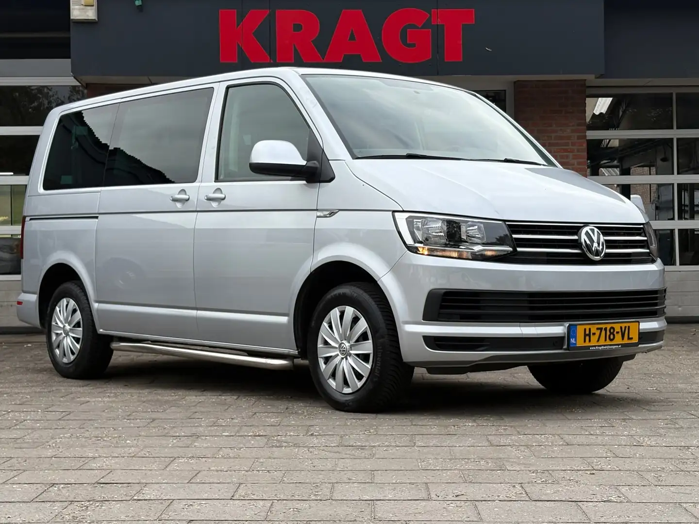 Volkswagen Caravelle 2.0 TDI|MARGE|DSG AUTOMAAT|9 zitplaatsen Grijs - 2