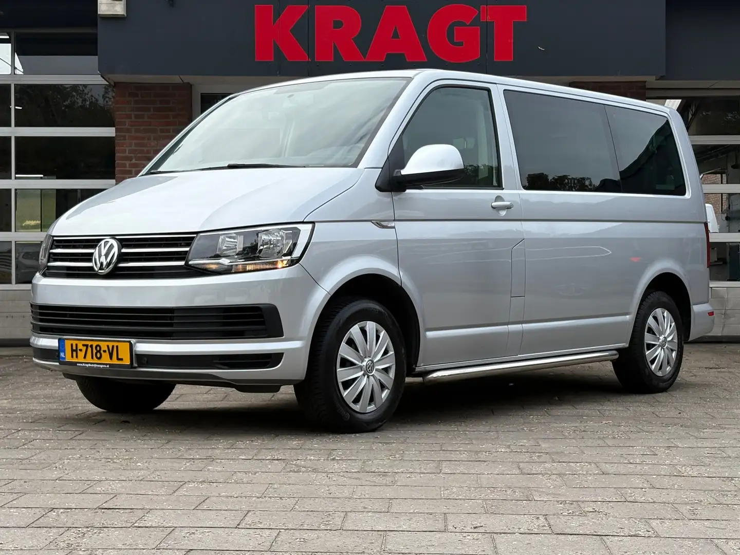 Volkswagen Caravelle 2.0 TDI|MARGE|DSG AUTOMAAT|9 zitplaatsen Grijs - 1