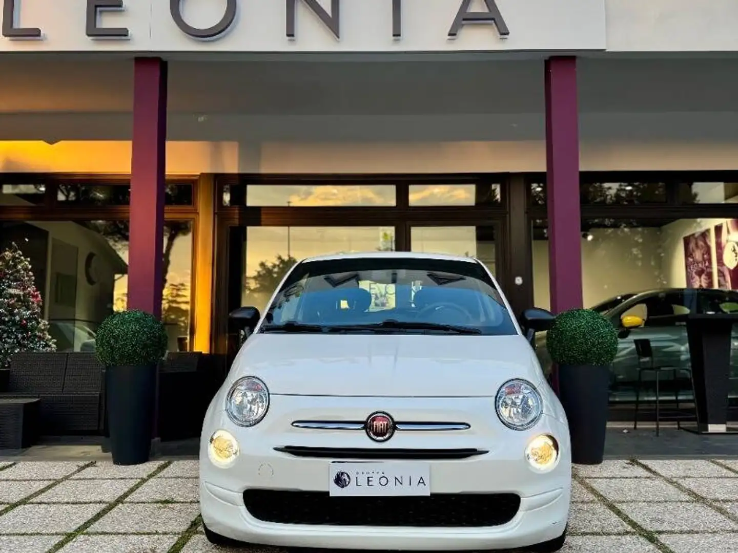 Fiat 500 1.0 hybrid 70cv Wit - 2