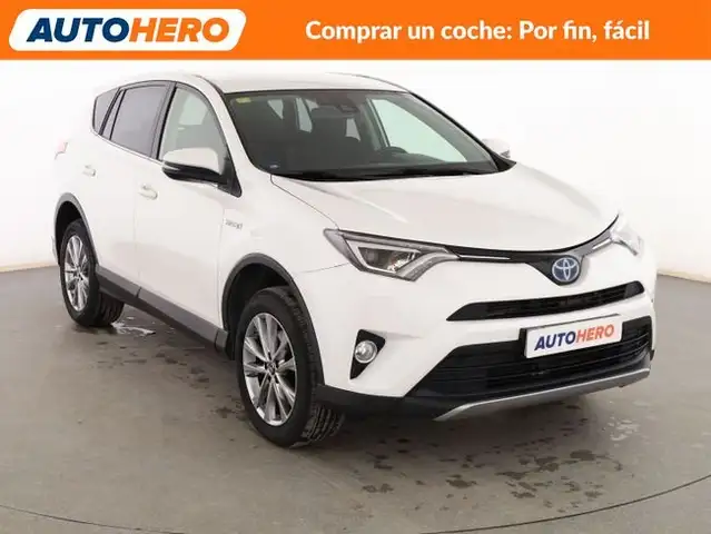 Toyota Rav4 view 8