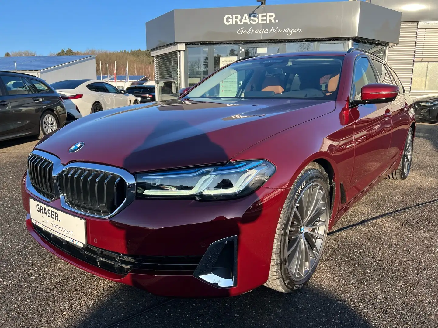 BMW 530 d xDrive A Luxury Line Head-Up HiFi DAB WLAN Rot - 1