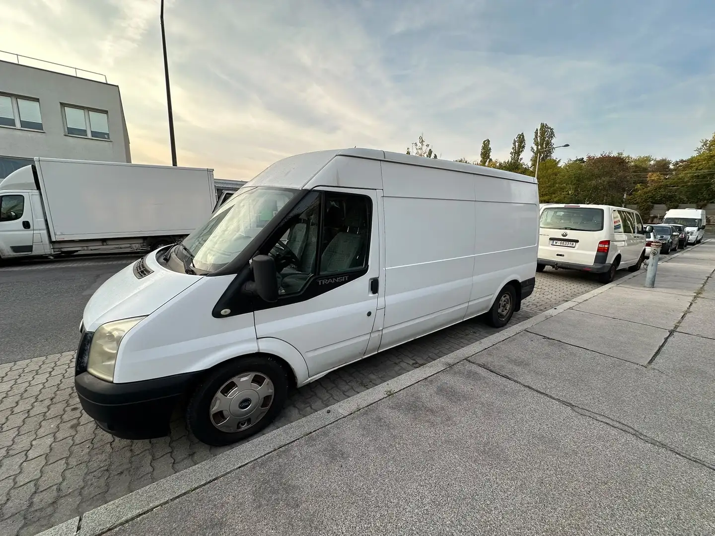 Ford Transit Bus 1.8 GL - 2