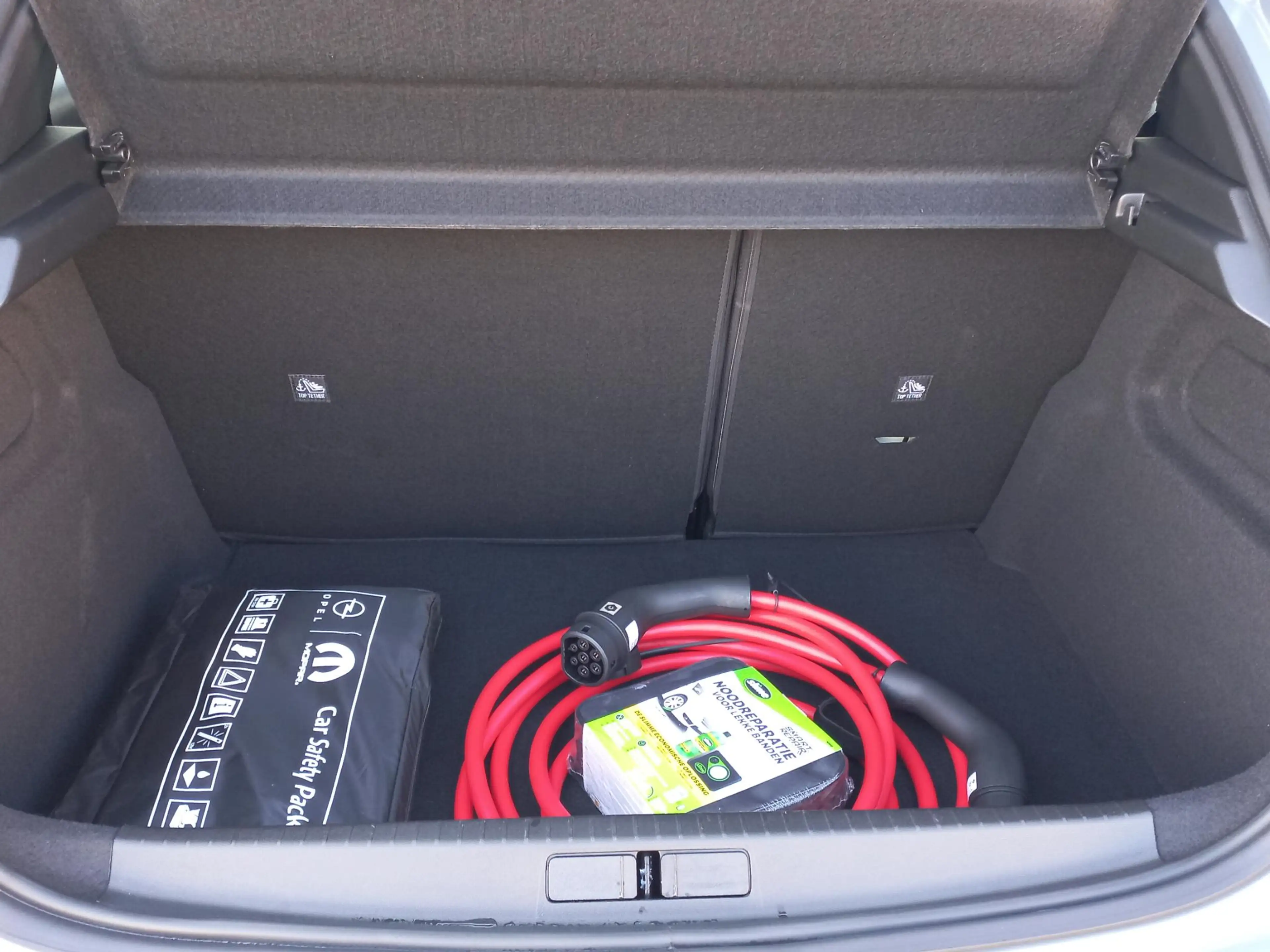 Opel Corsa-e Electric 51kWh 156pk Long Range Business Edition I — photo 15
