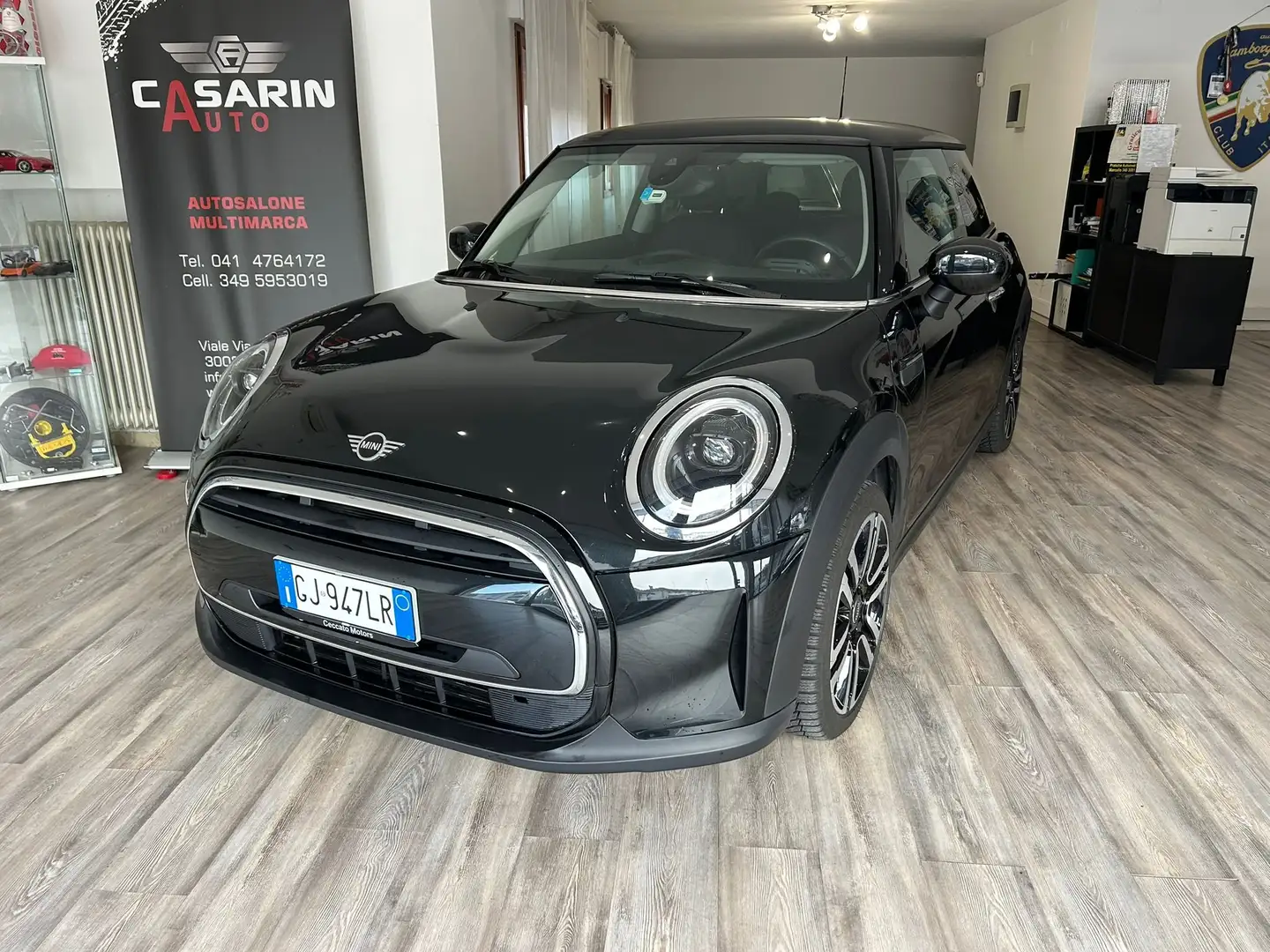 MINI One Mini IV F56 2021 3p 3p 1.5 Yours 102cv Noir - 2