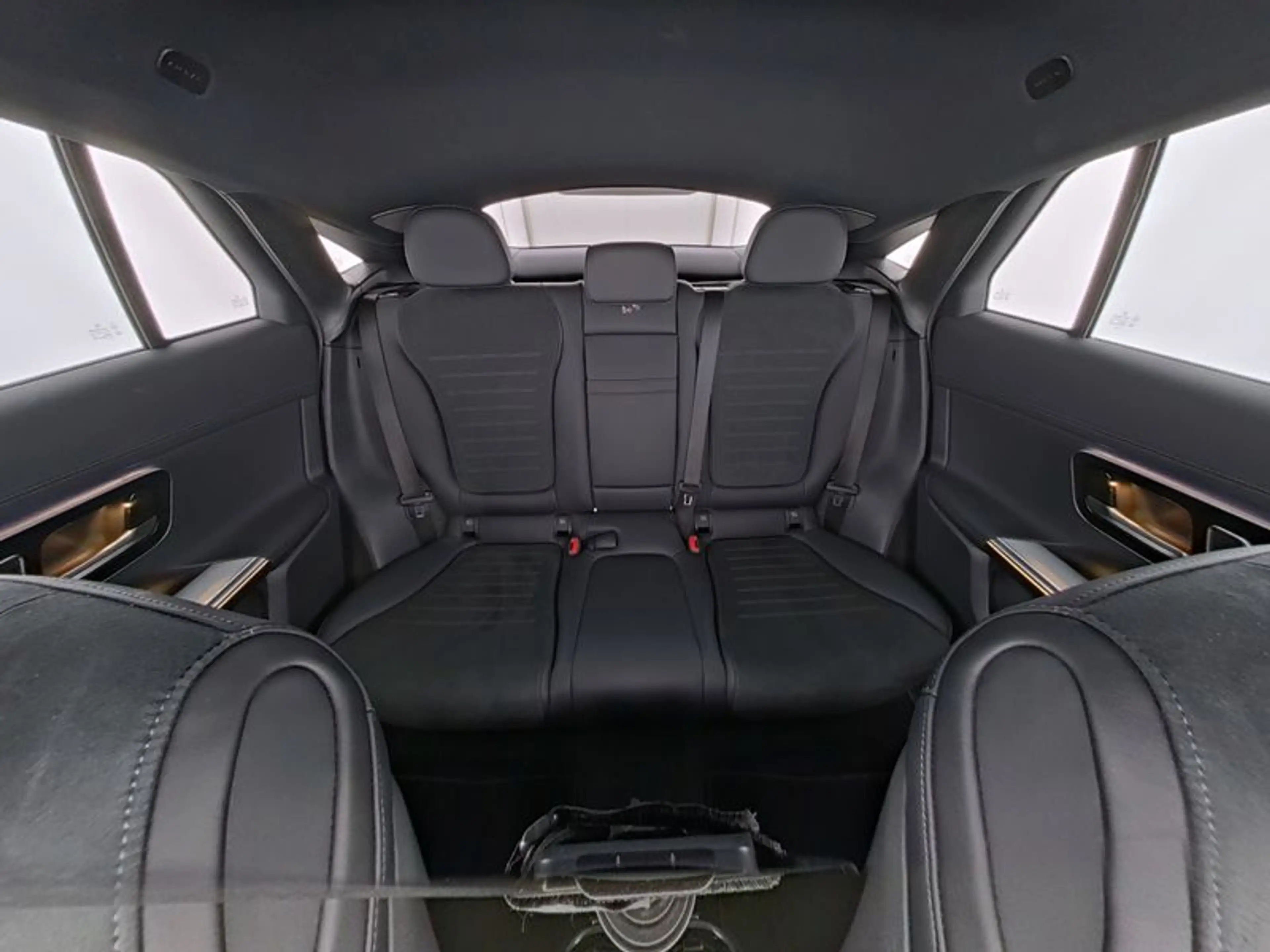 Mercedes-Benz GLC 300 d 4M Coupé AMG-Sport/Technik/Pano/Stdhz — photo 10