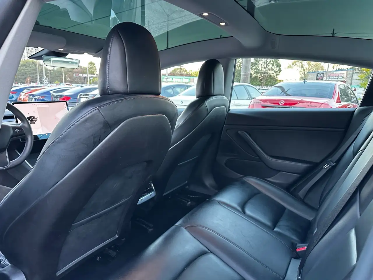 Tesla Model 3 fotografie Tesla Model 3