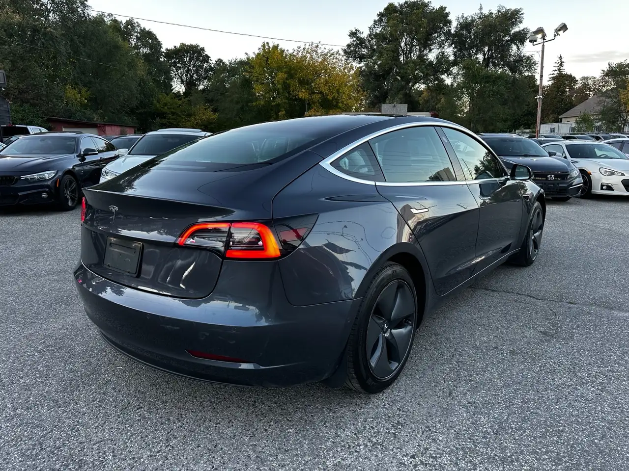 Tesla Model 3 fotografie Tesla Model 3