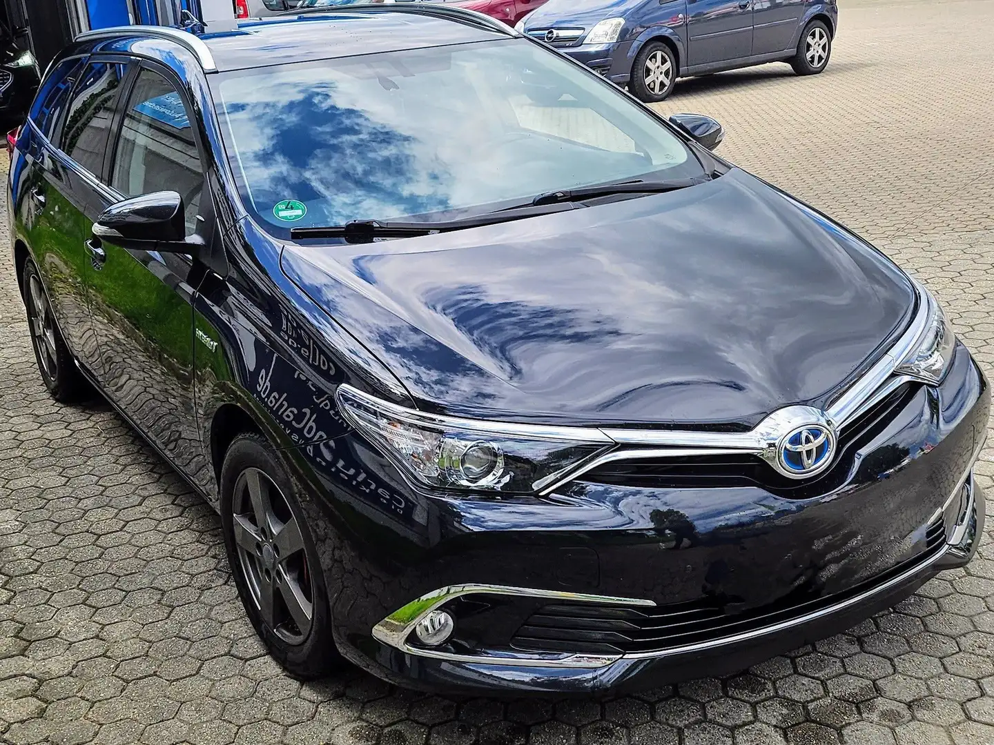 Toyota Auris Auris Hybrid 1.8 VVT-i Hybrid Automatik Executive Schwarz - 2