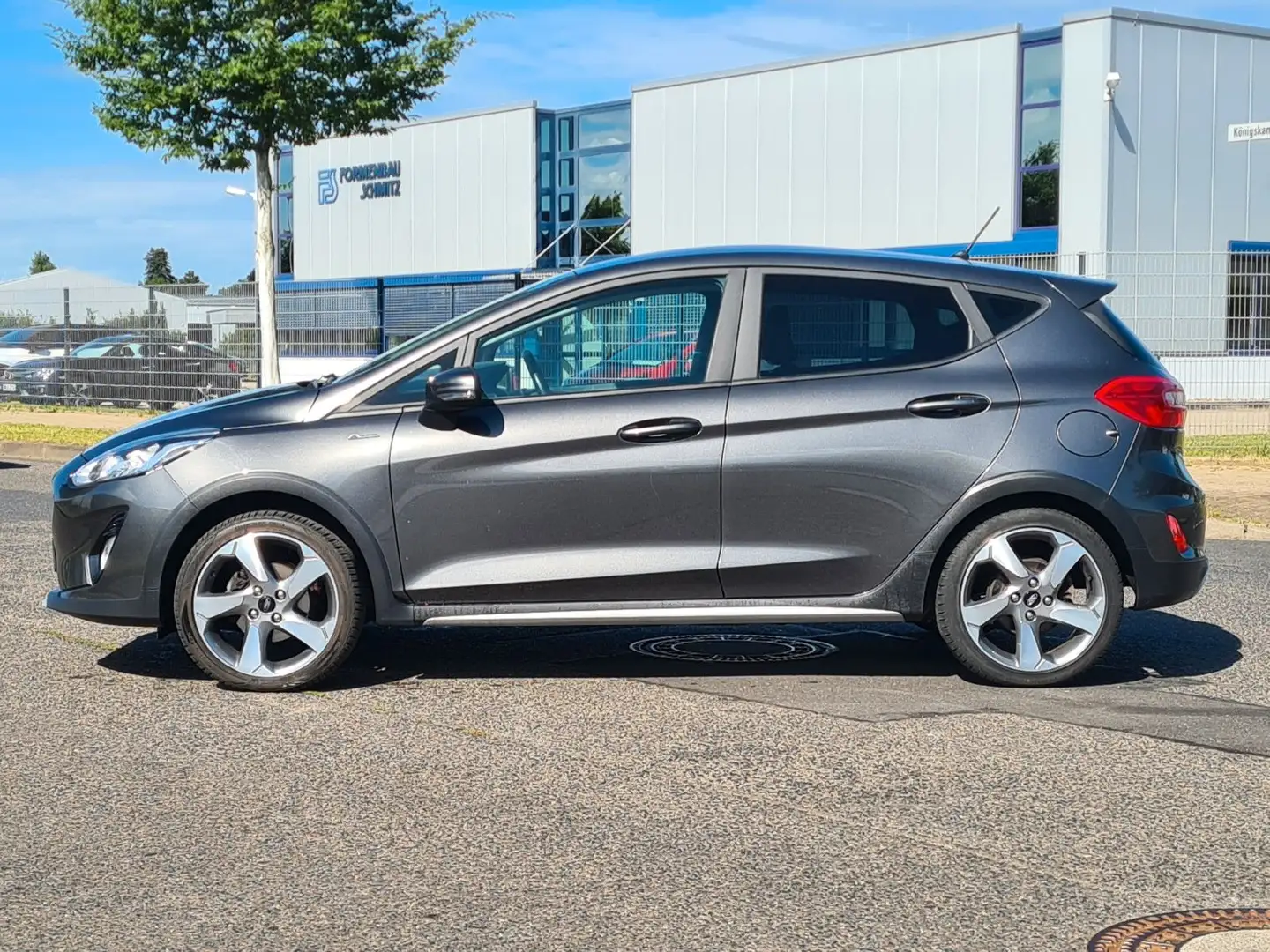Ford Fiesta Active*Temp*Klima*SZH* Gris - 2