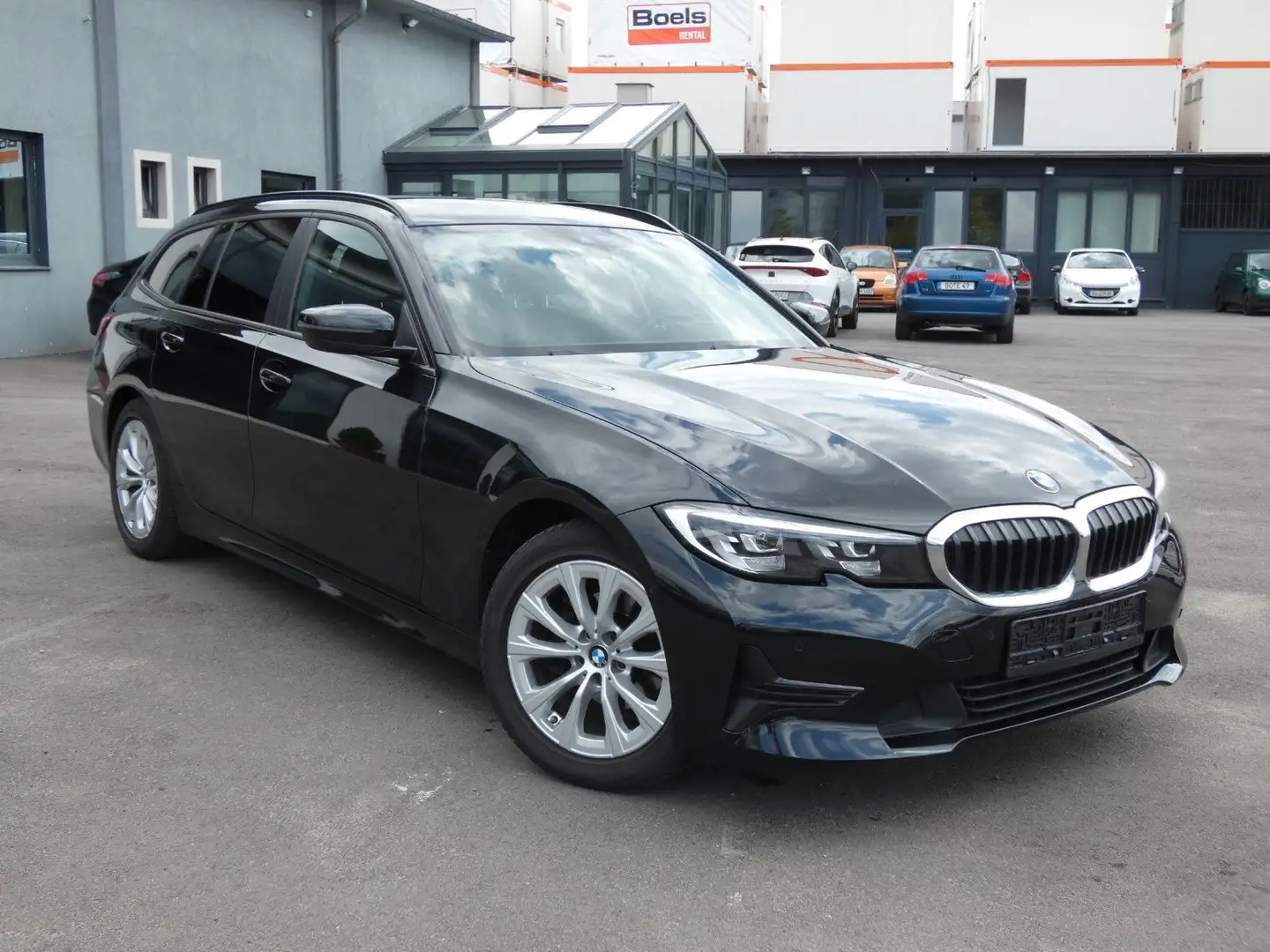 BMW 316 d Touring*Aut*Navi*Shz*Pdc*Led* - 2