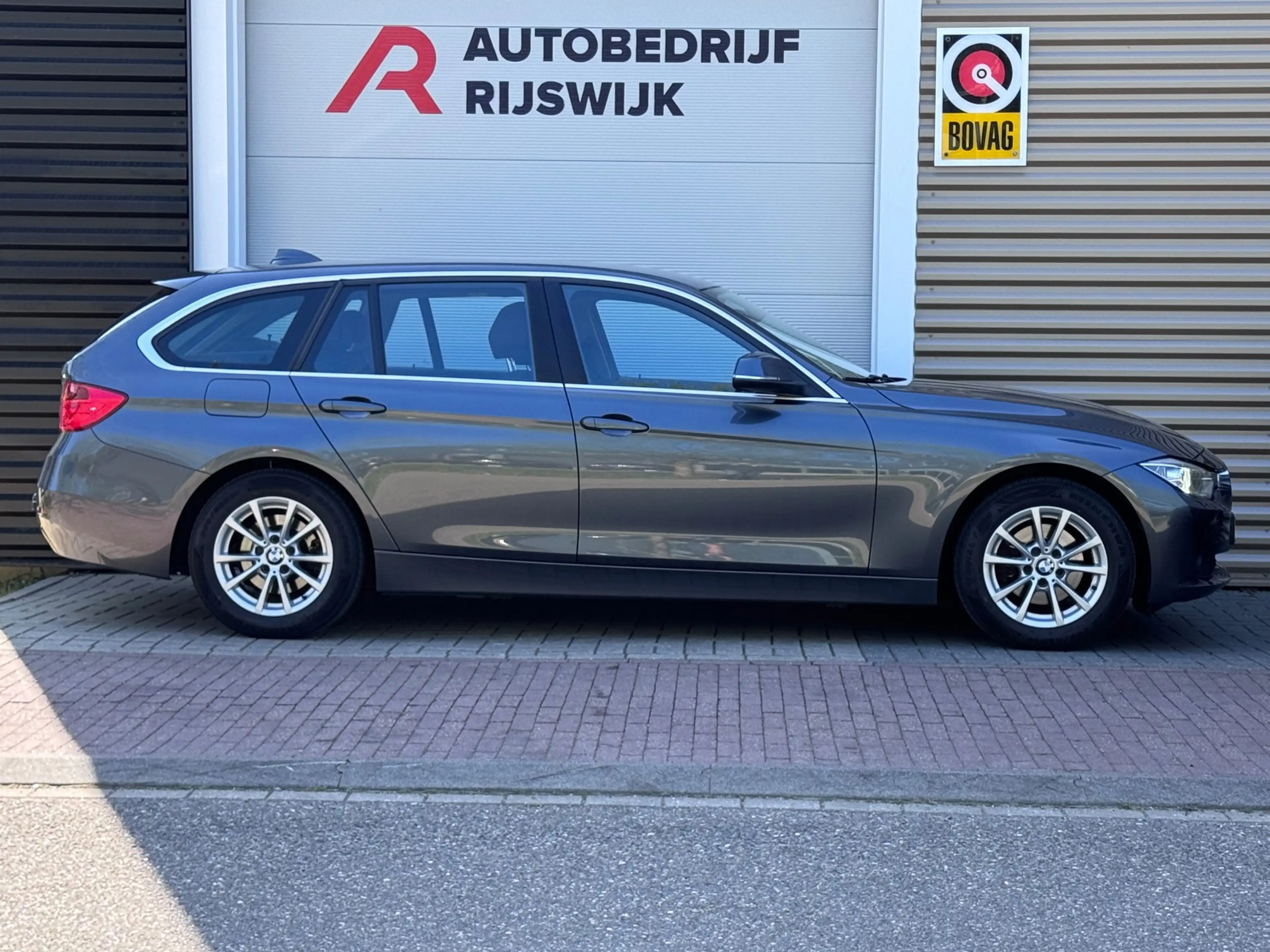 BMW 316 3-serie Touring 316i Executive Upgrade Navi/Trekha — photo 5
