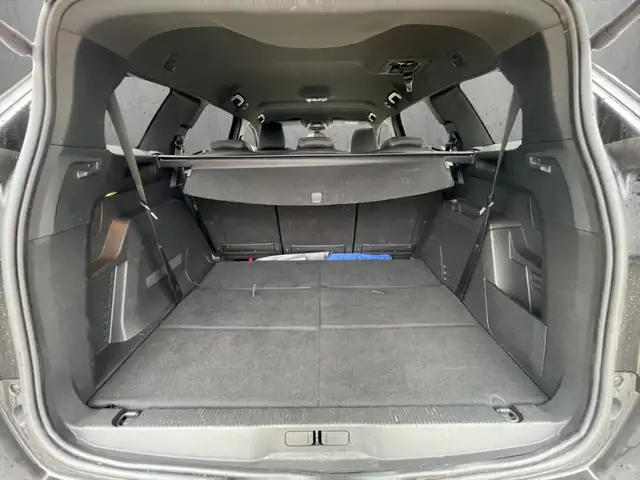 Peugeot 5008 view 7
